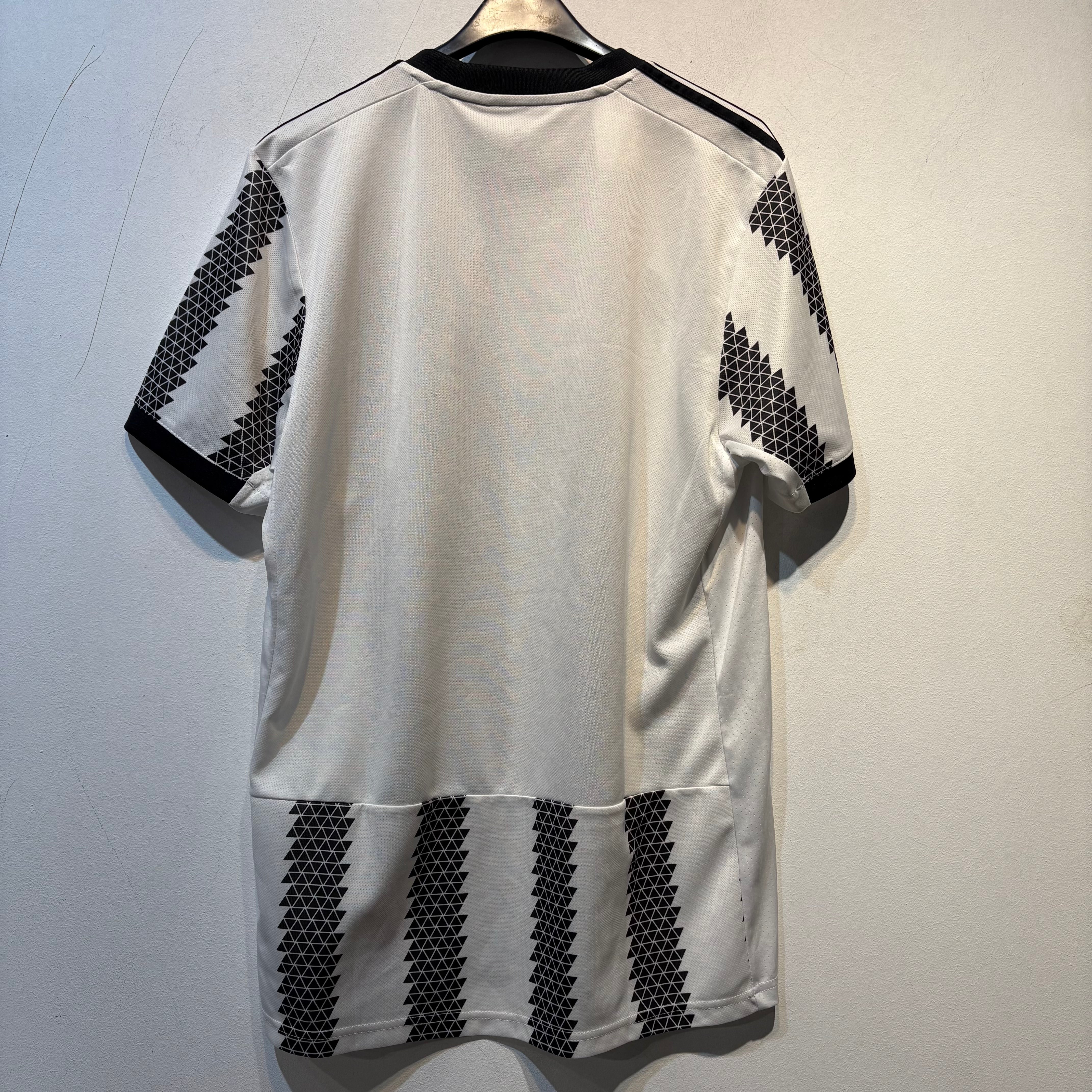 Juventus Home Shirt – 2022/2023 – Medium