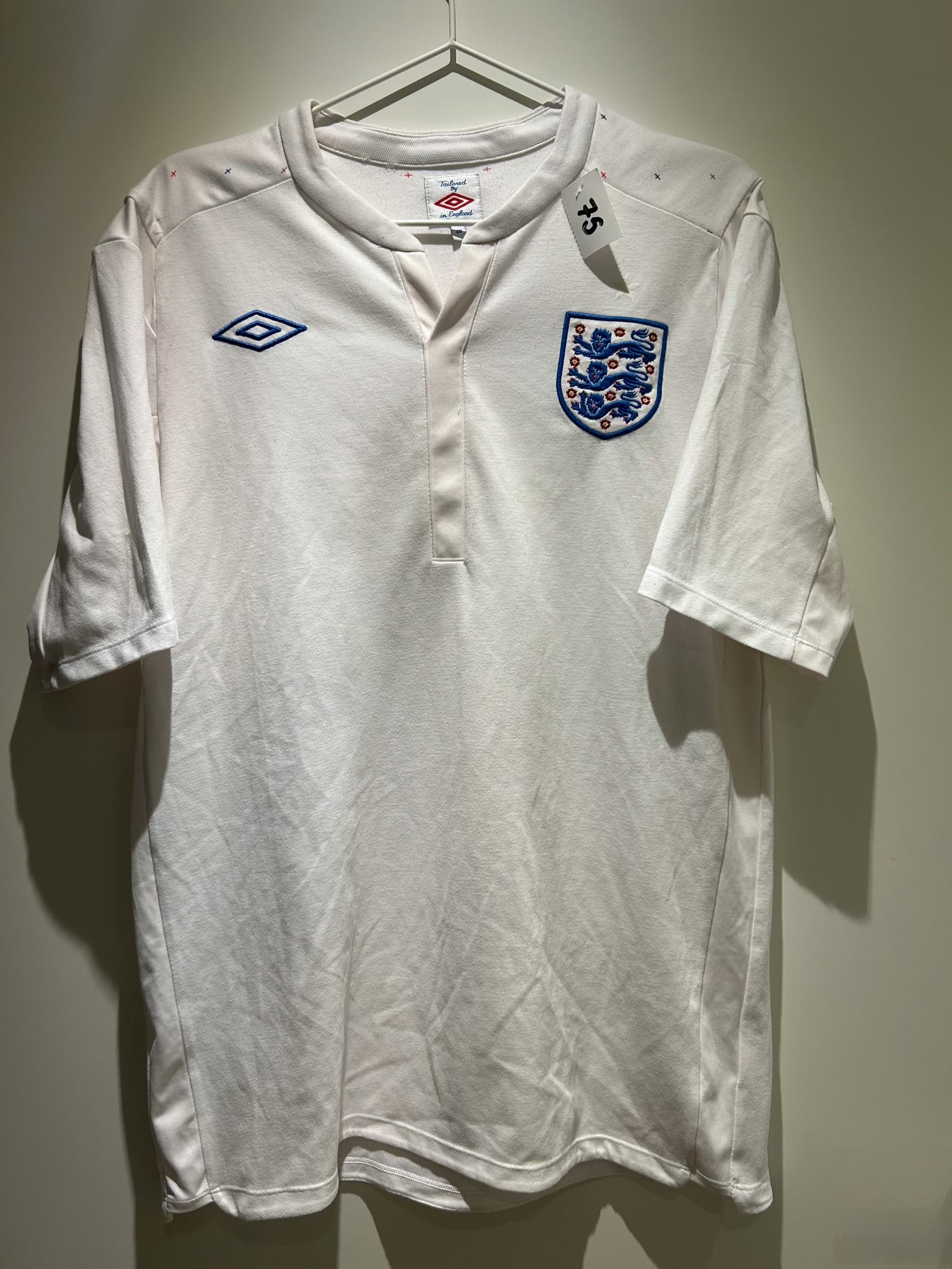England Home - 2011/2012 - Medium