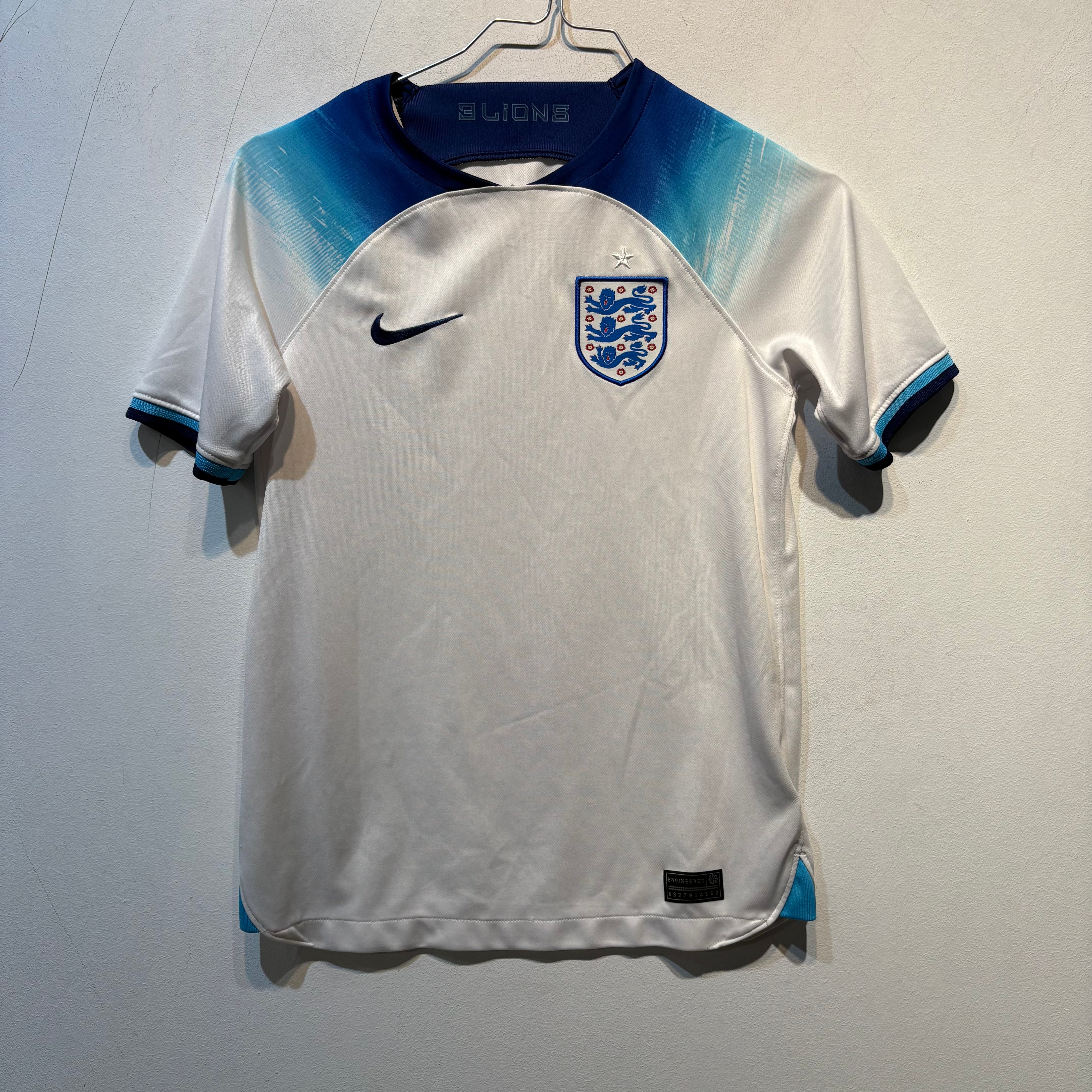 England Home Shirt 2022/2023 – Youth Medium (137–147cm) – White – Nike