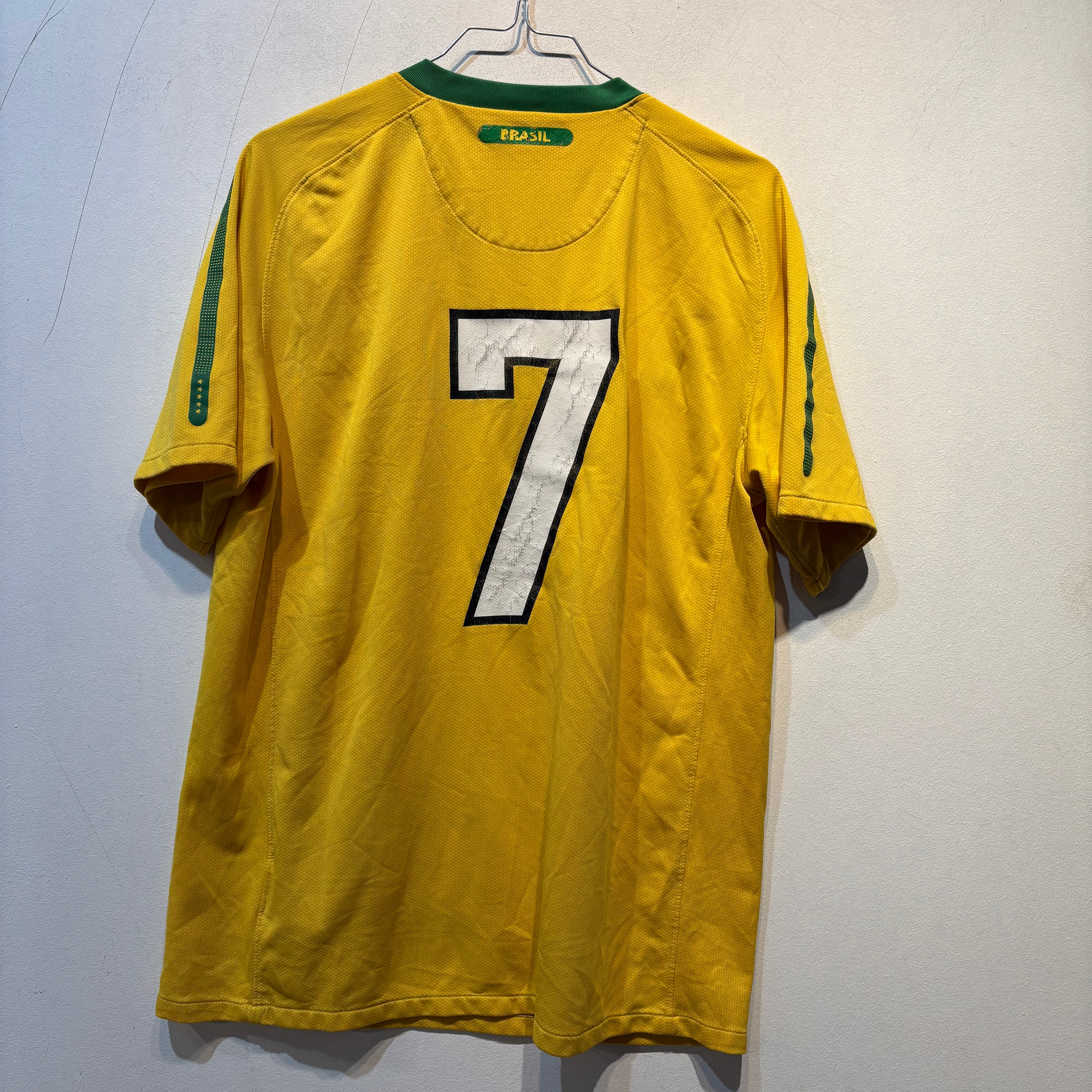 Brazil Home “No.7” – Nike AUTHENTIC – 2010/2011 – Medium