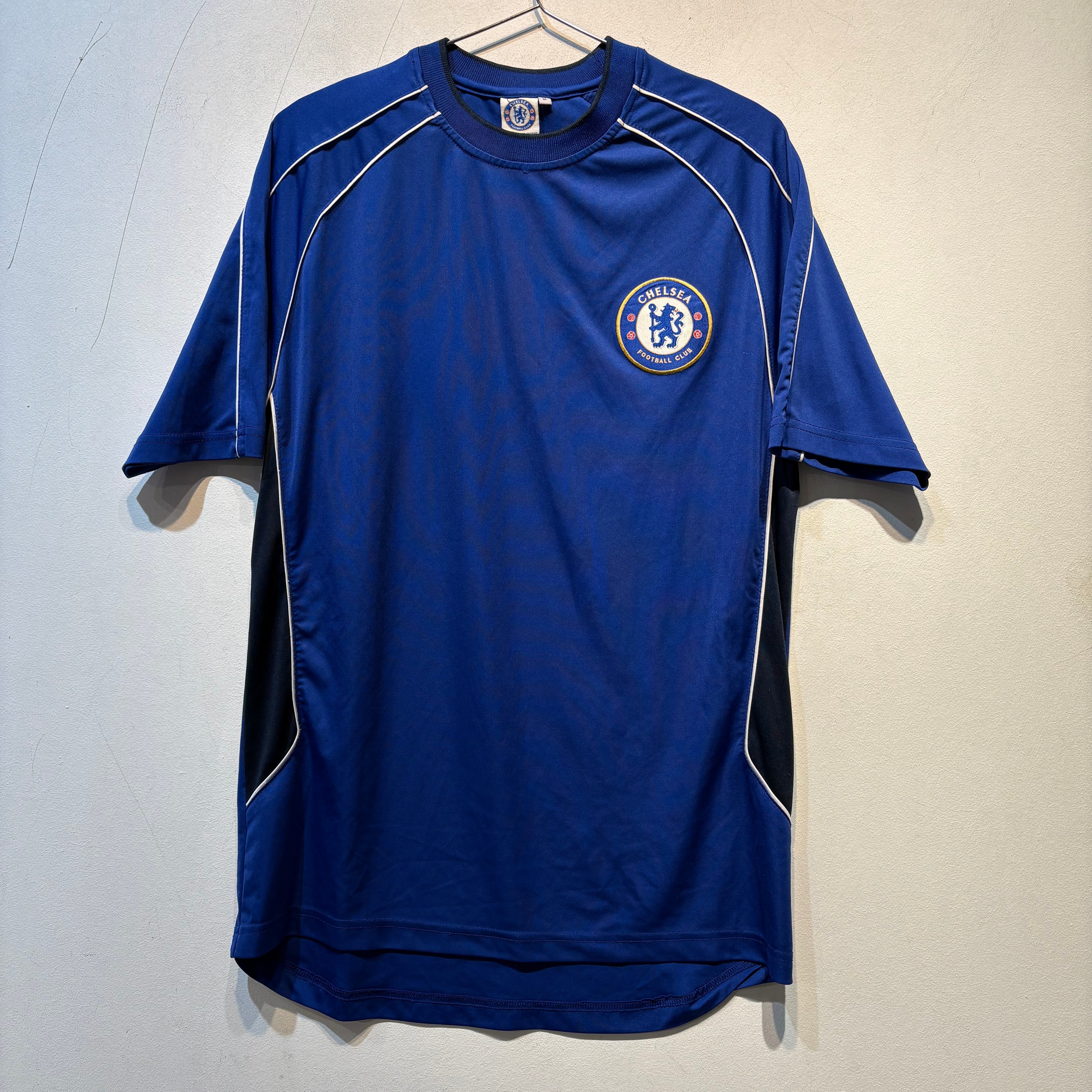 Chelsea FC Umbro Training Shirt - Early 2000s - Medium