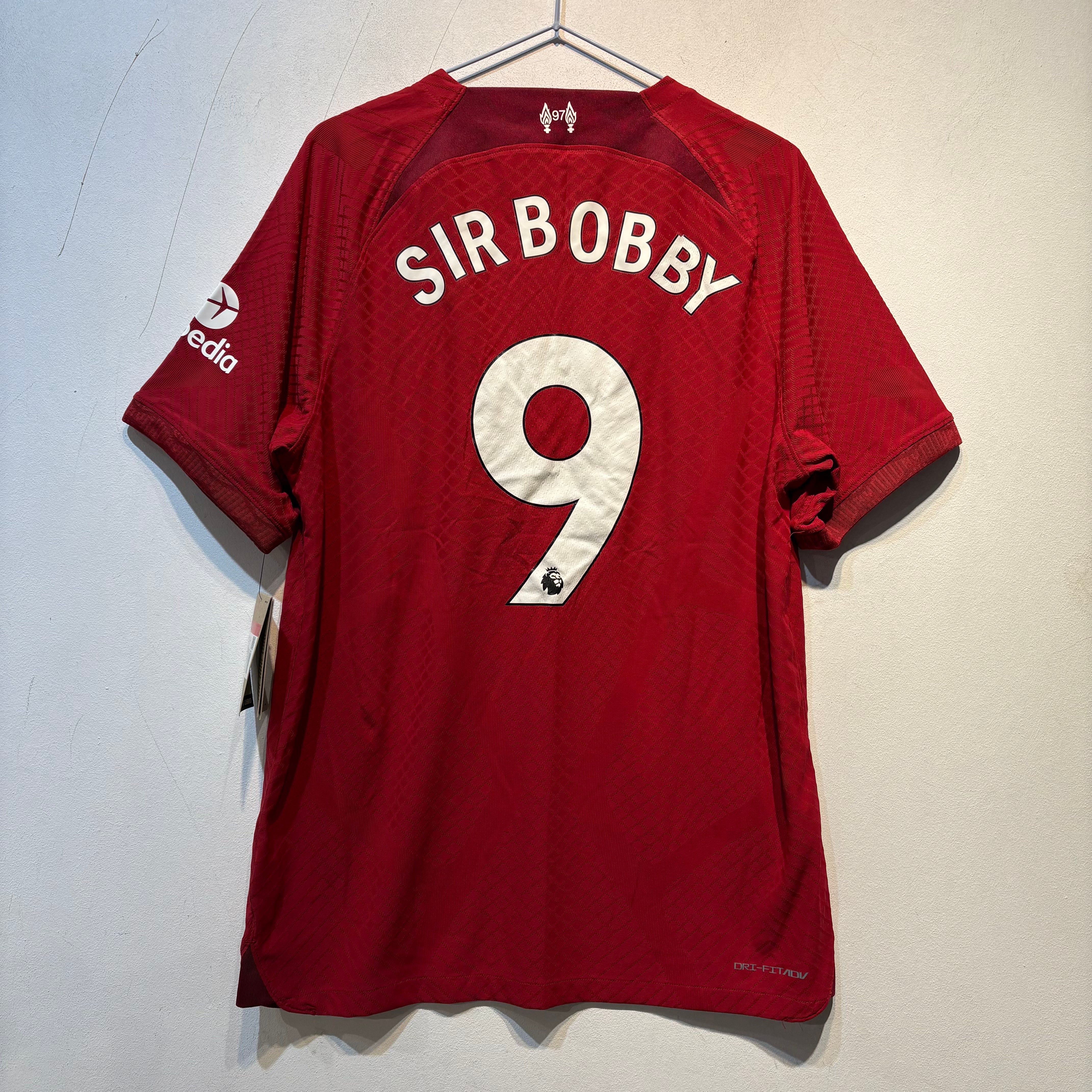 Liverpool FC “Sir Bobby” Home - 2021/2022 - Large