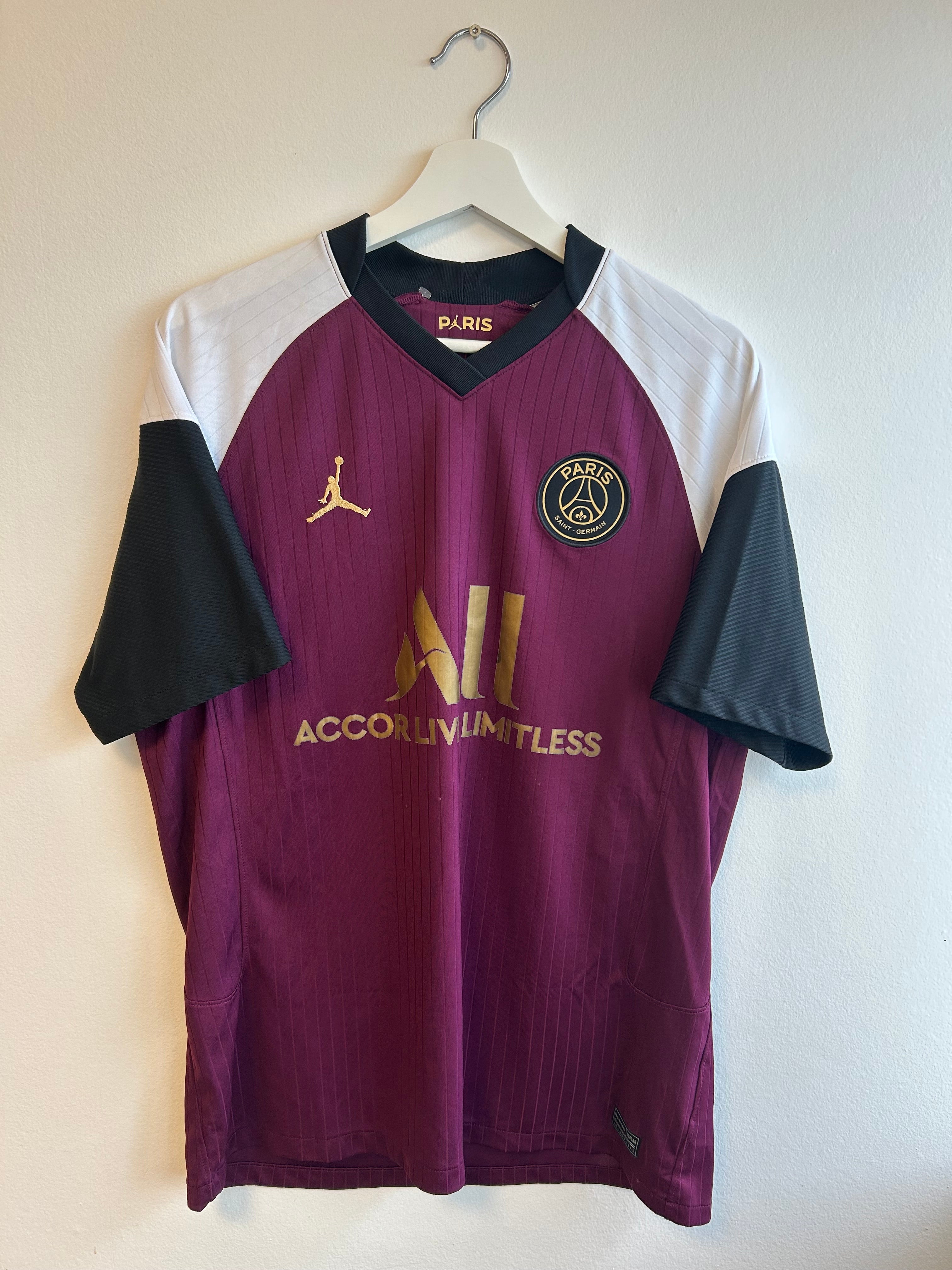 Paris Saint-Germain Away - 2020-2021 - Large