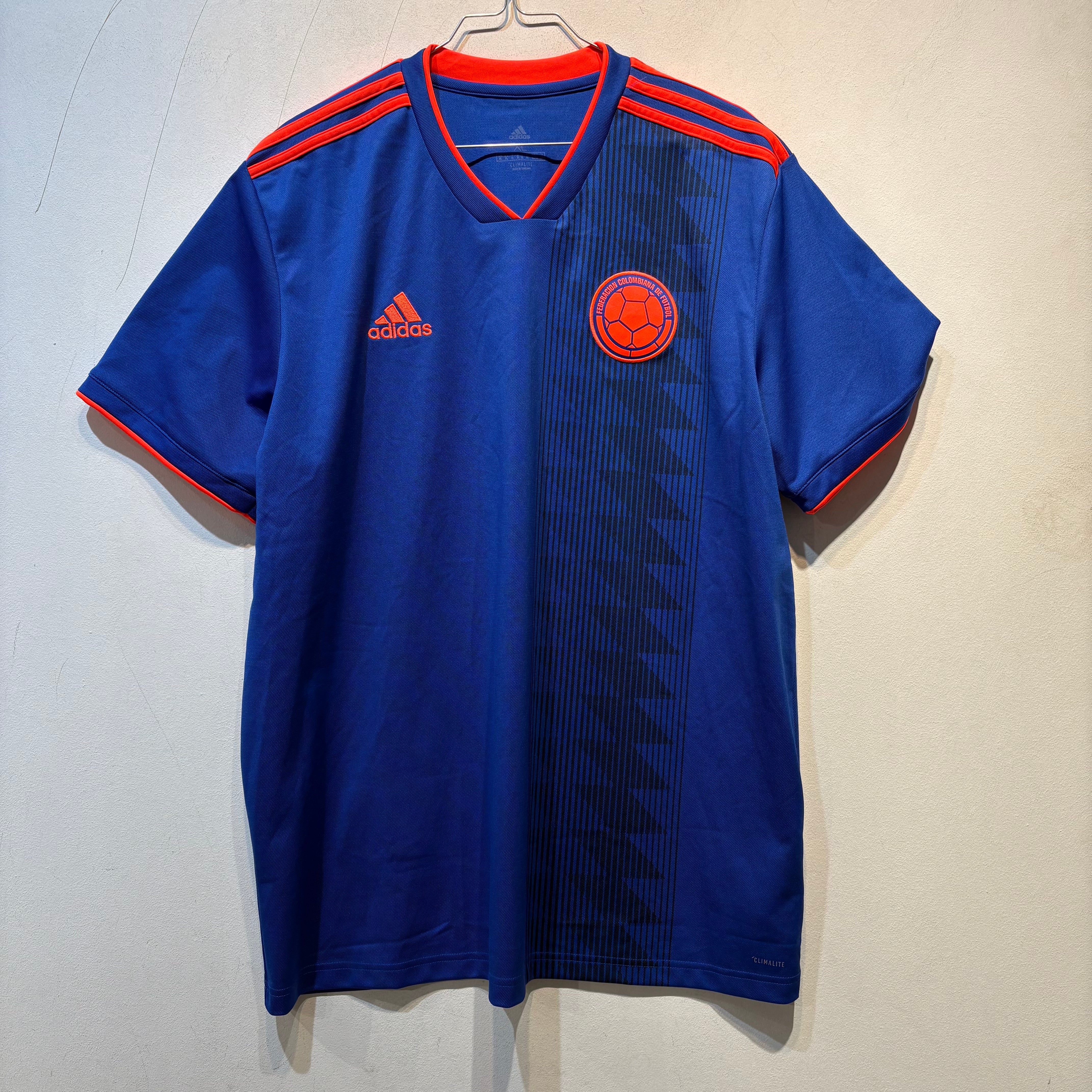 Colombia Away – 2018 – Medium