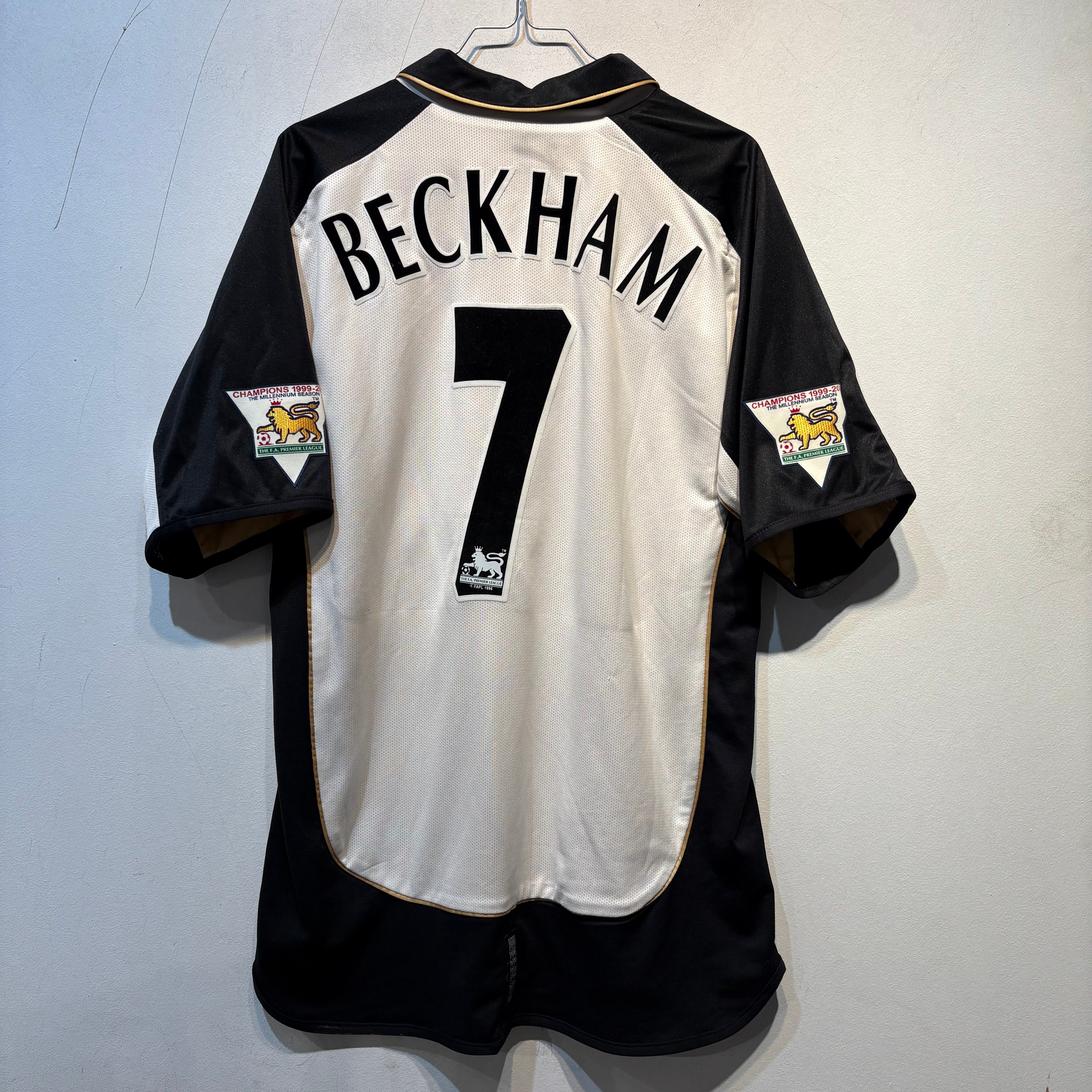 Manchester United “Beckham” Away - 2001/2002 Centenary - Large
