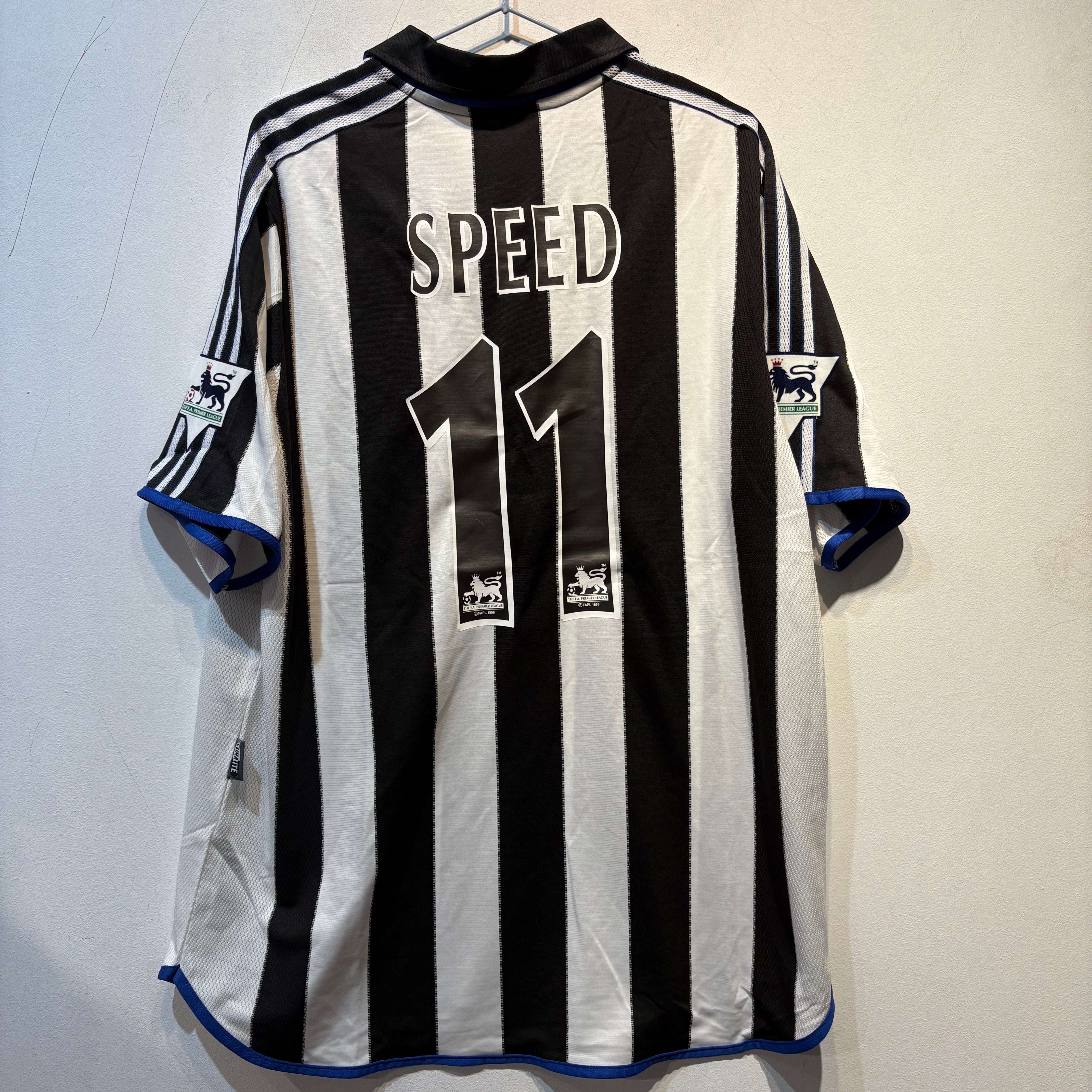Newcastle United “Speed” Home Shirt – 2005/2006 – XL – Adidas