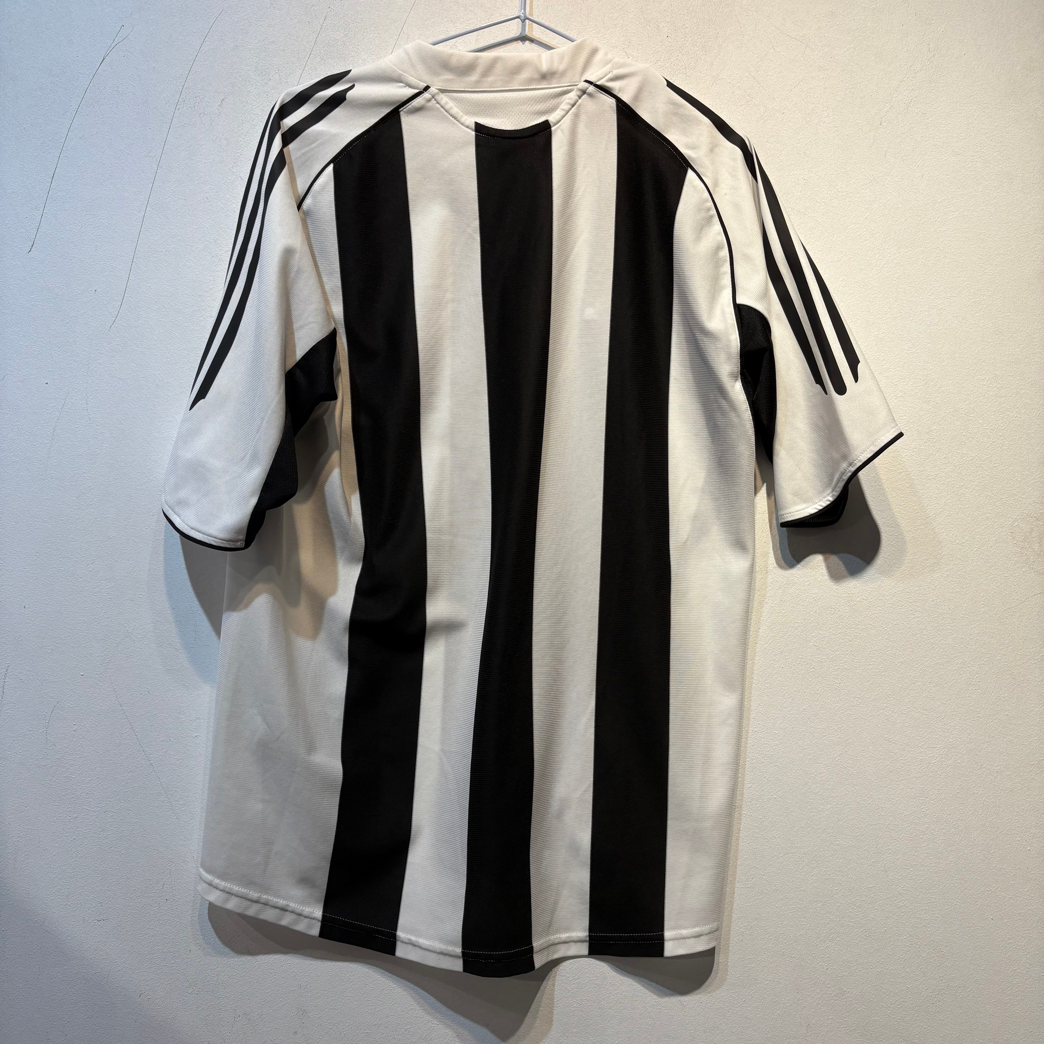 Newcastle United Home – 2005/2006 – Medium