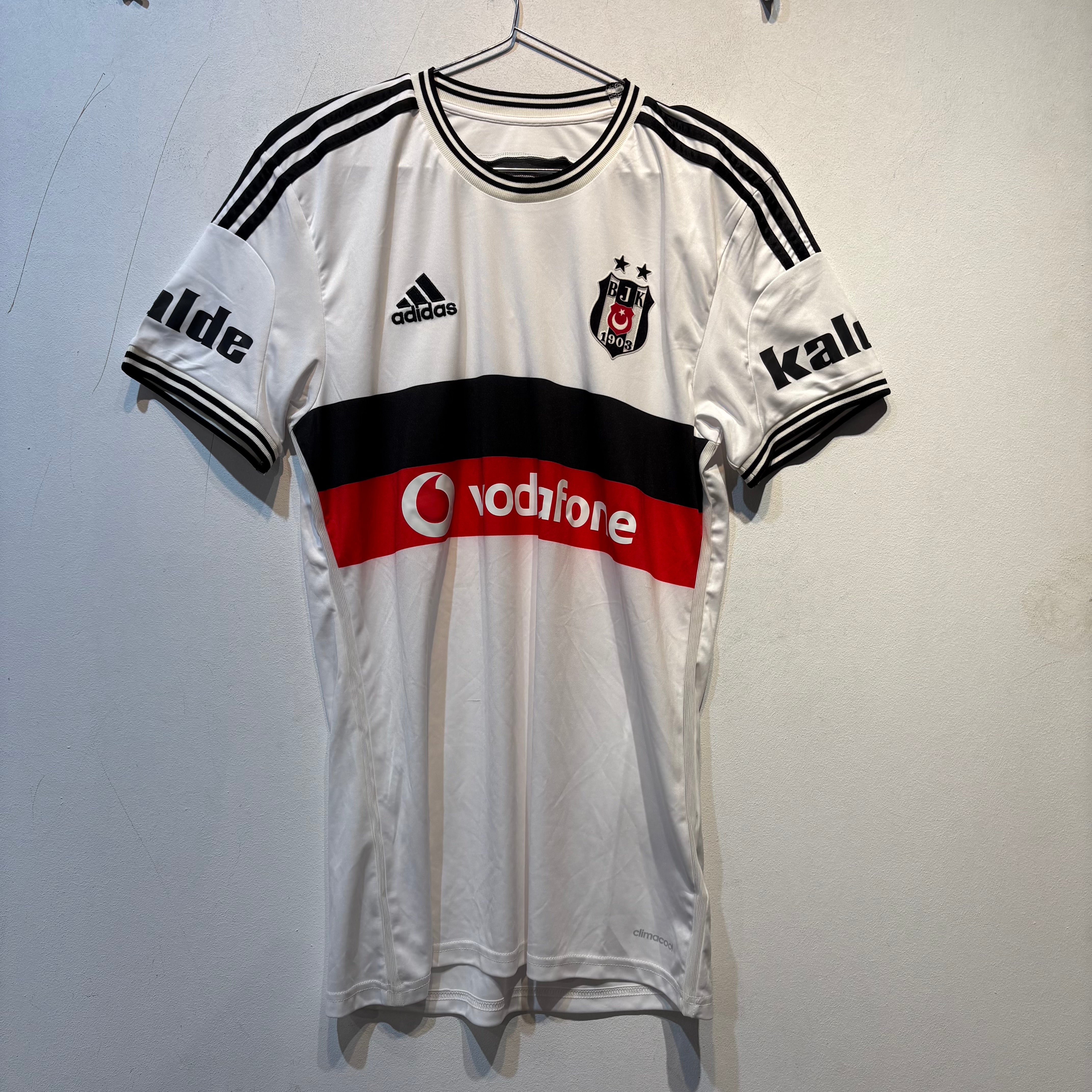 Beşiktaş 2016/17 Away Shirt – Medium – Adidas ClimaCool – Vodafone Sponsor