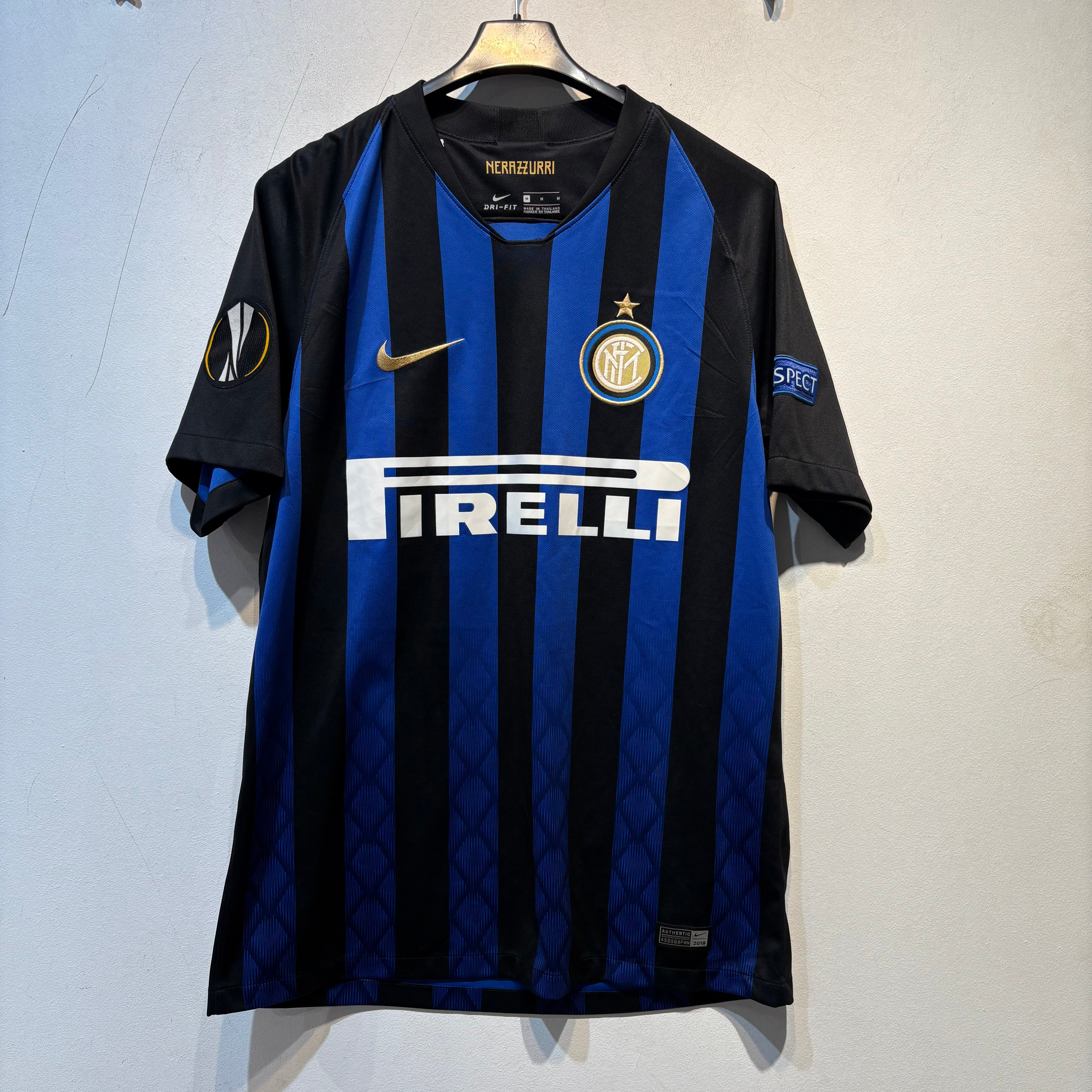 Inter Milan Home Shirt 2018/19 – Škriniar #37 – Size M