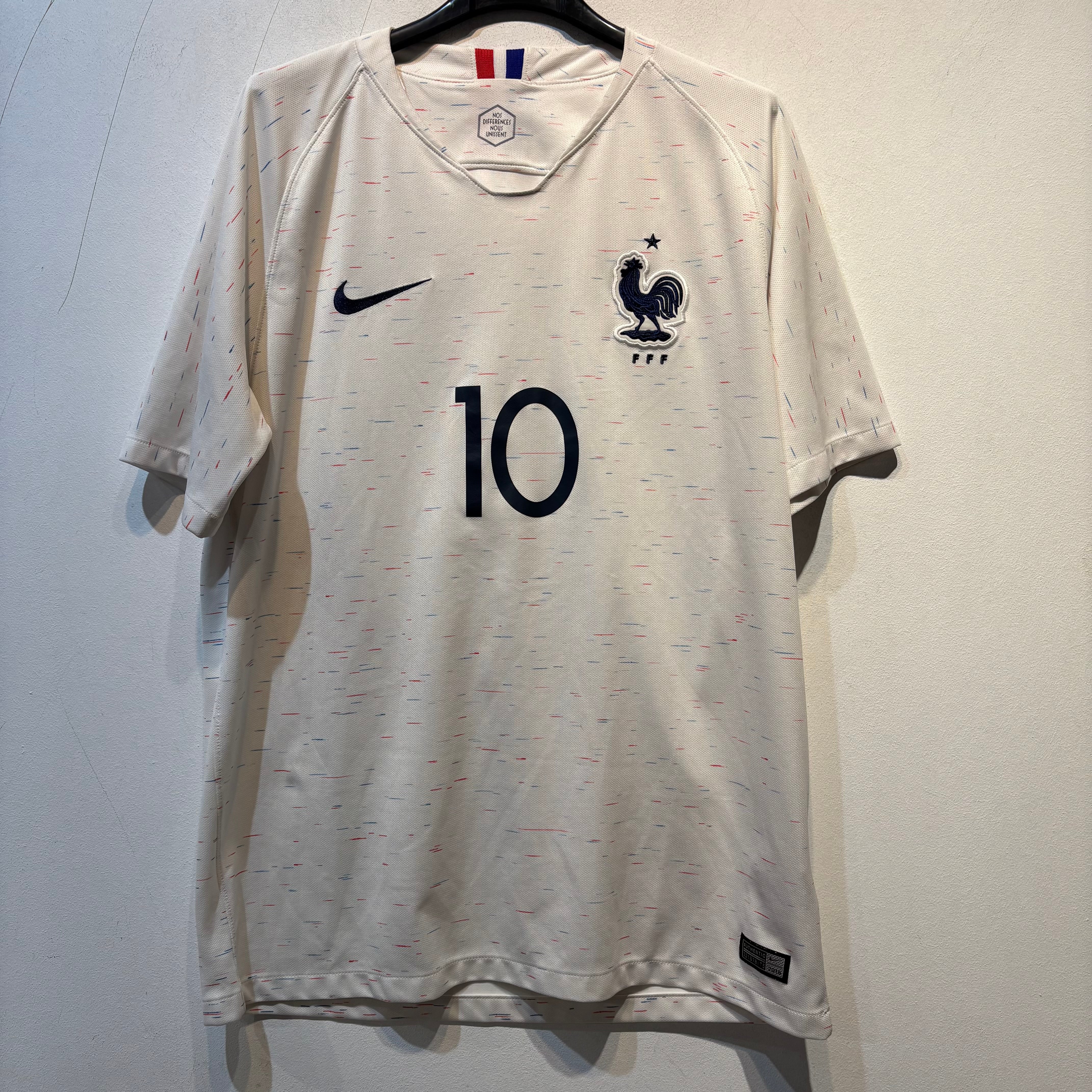 France Mbappé #10 Away Shirt – 2018 World Cup Vaporknit – Size L