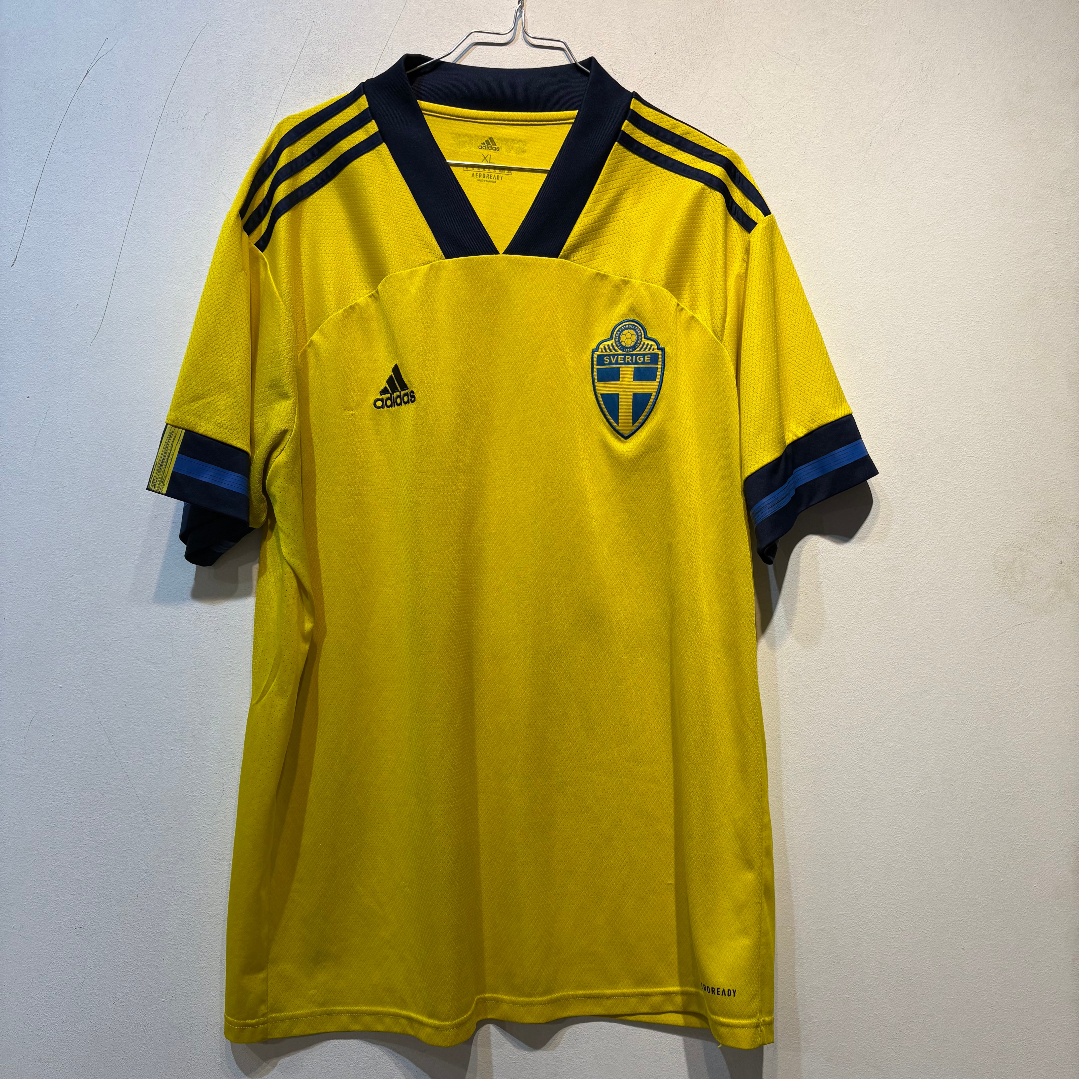 Sweden National Team Home Shirt – 2020/2021 – XL – Adidas AEROREADY