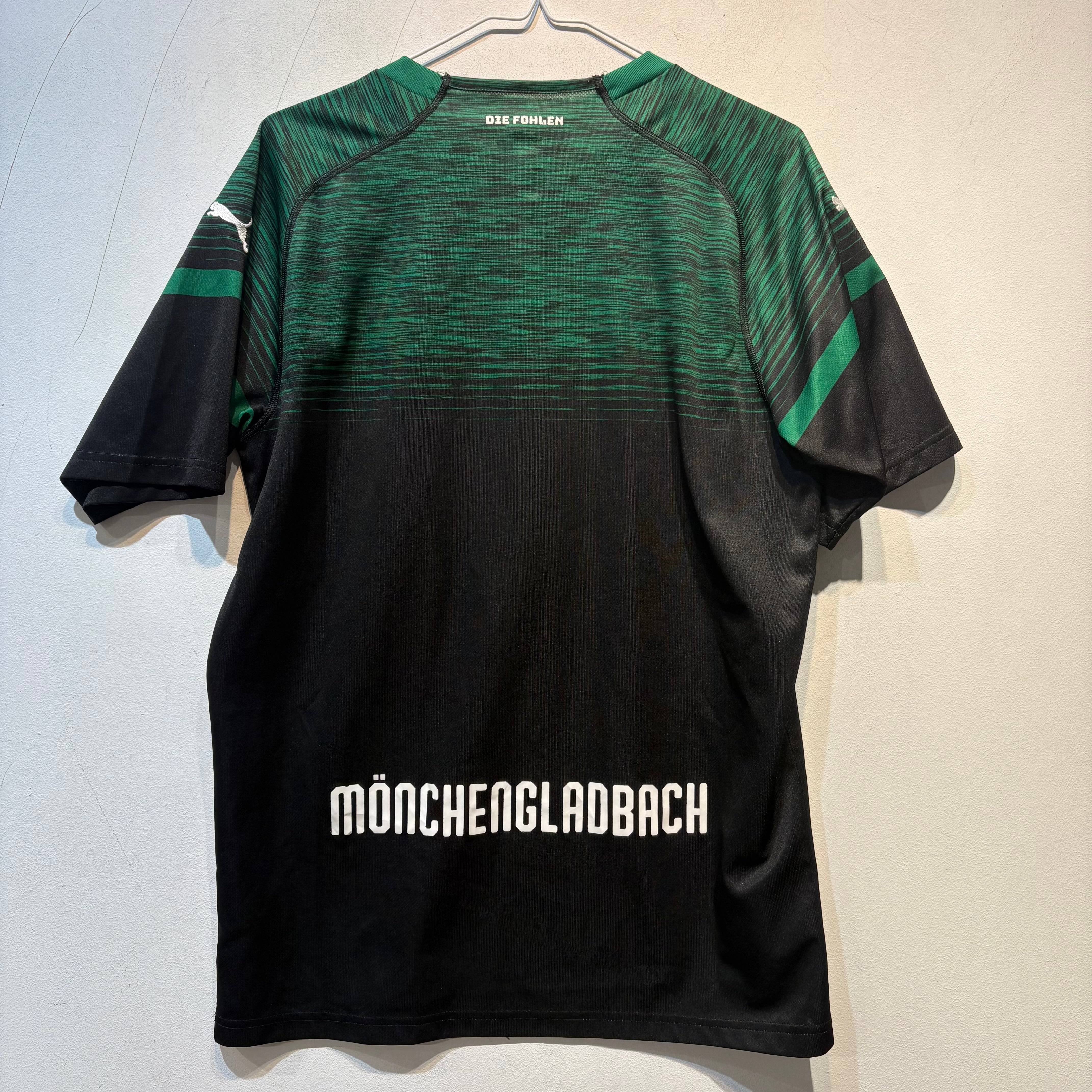 Borussia Mönchengladbach Away Shirt – 2019/2020 – Puma – Medium