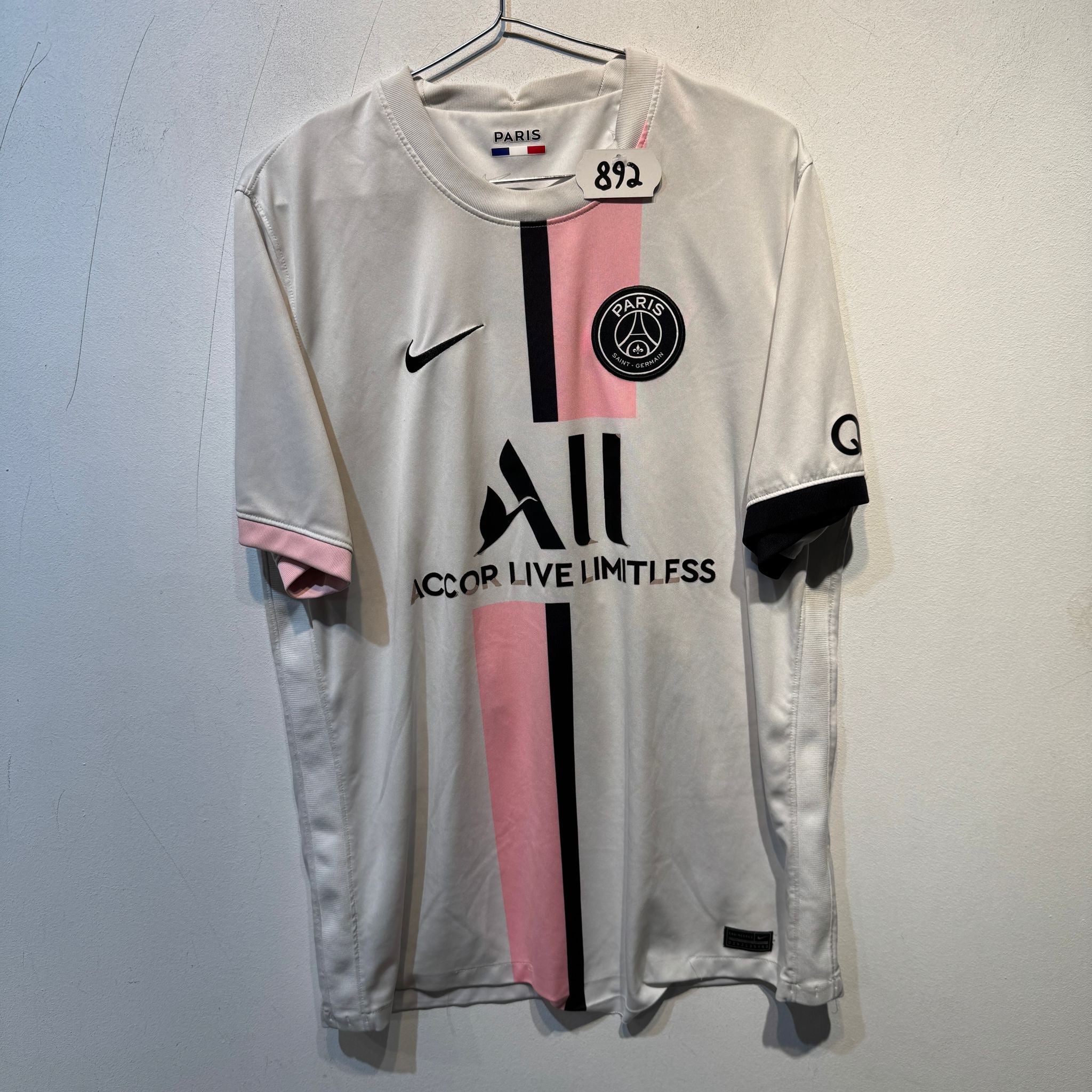 Paris Saint-Germain “Mbappé” Away – 2021/2022 – Nike Authentic – Large