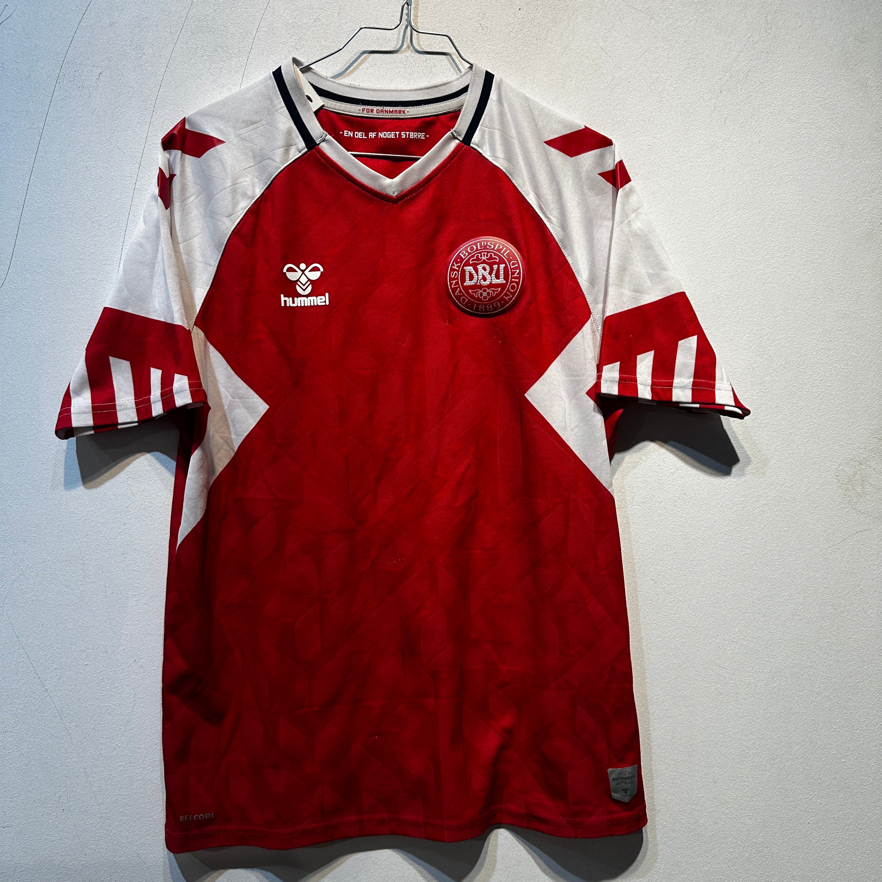 Denmark Away Shirt – 2022/2023 – Medium