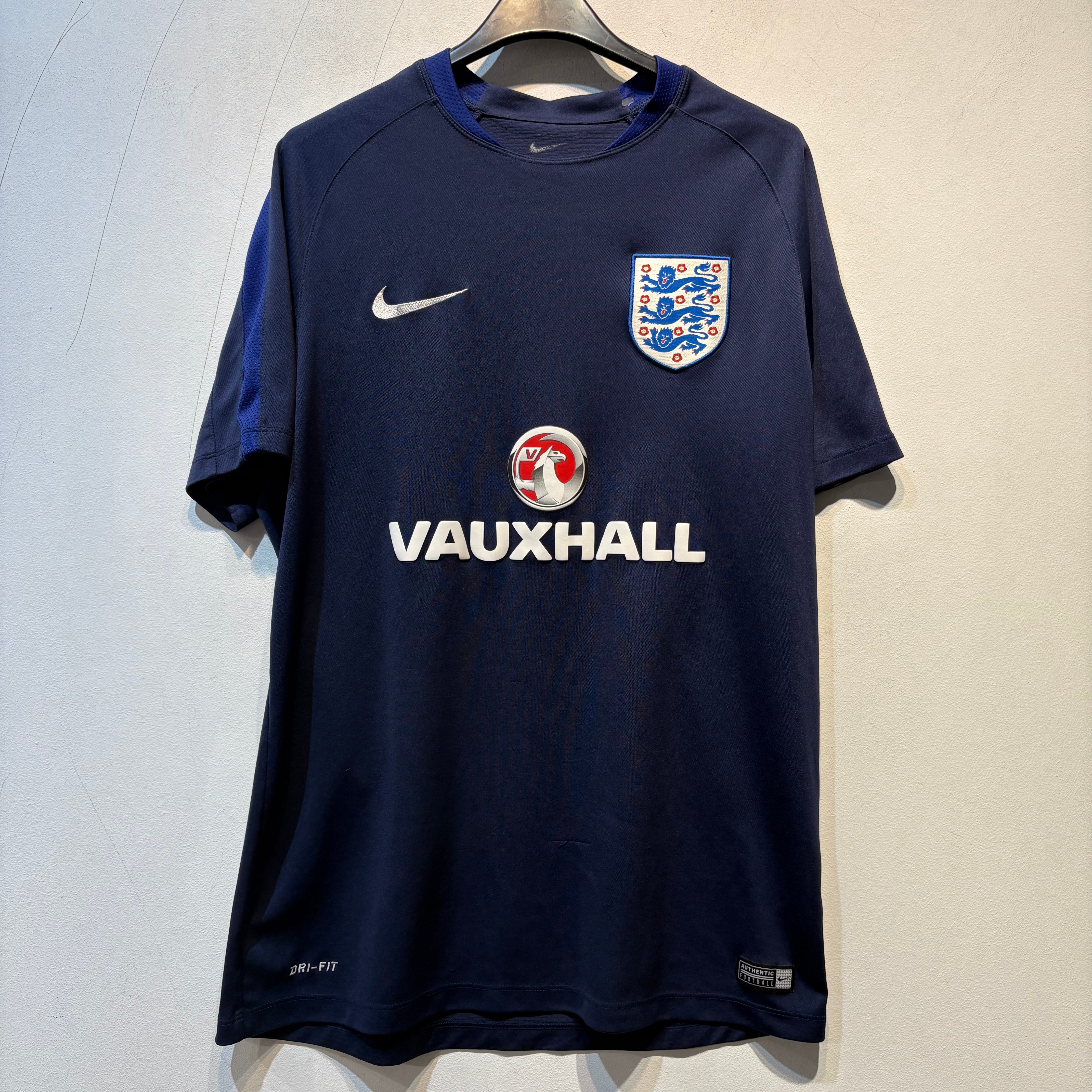 England Training Shirt – 2016 – Large