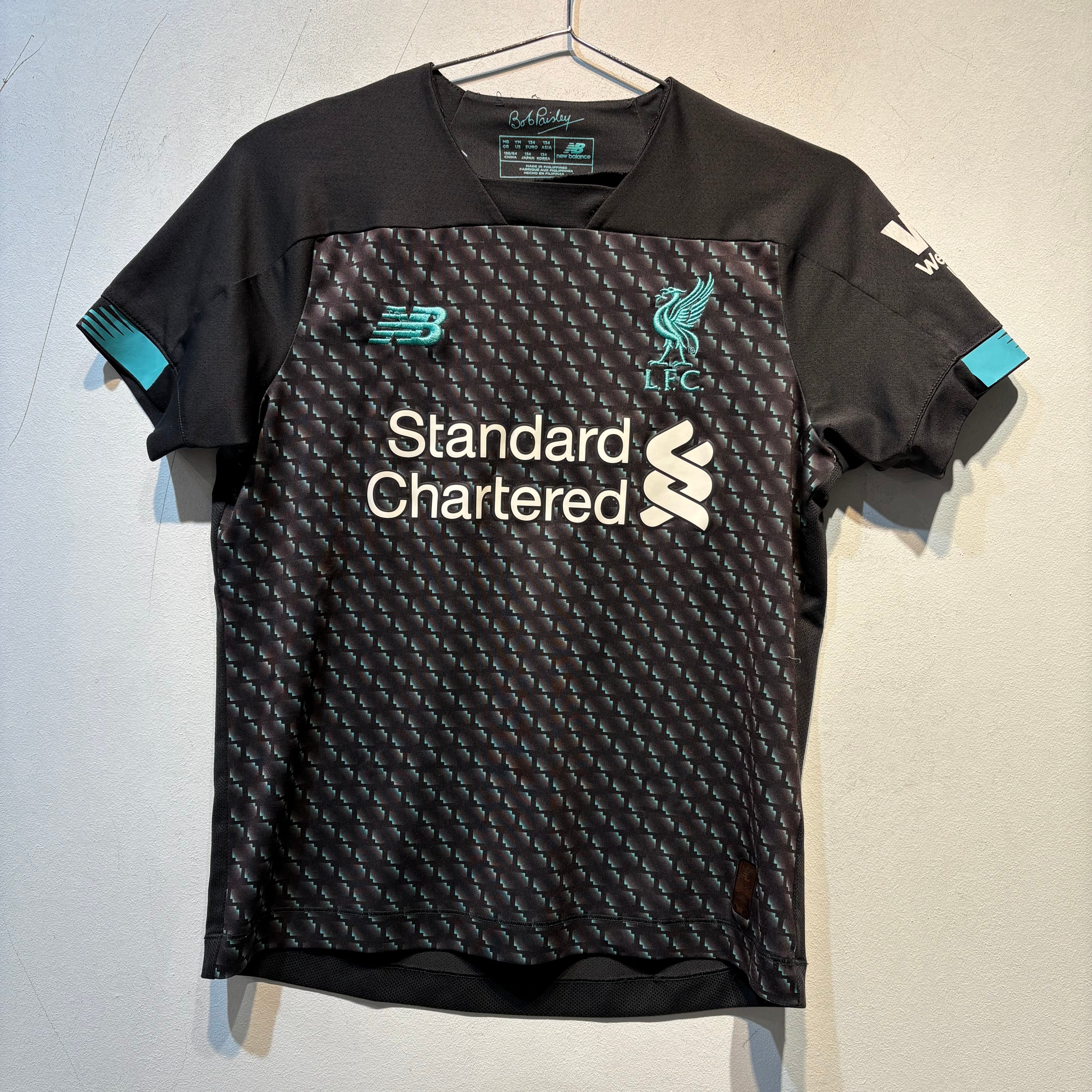 Liverpool FC Away Shirt - 2018/2019 - Junior 134