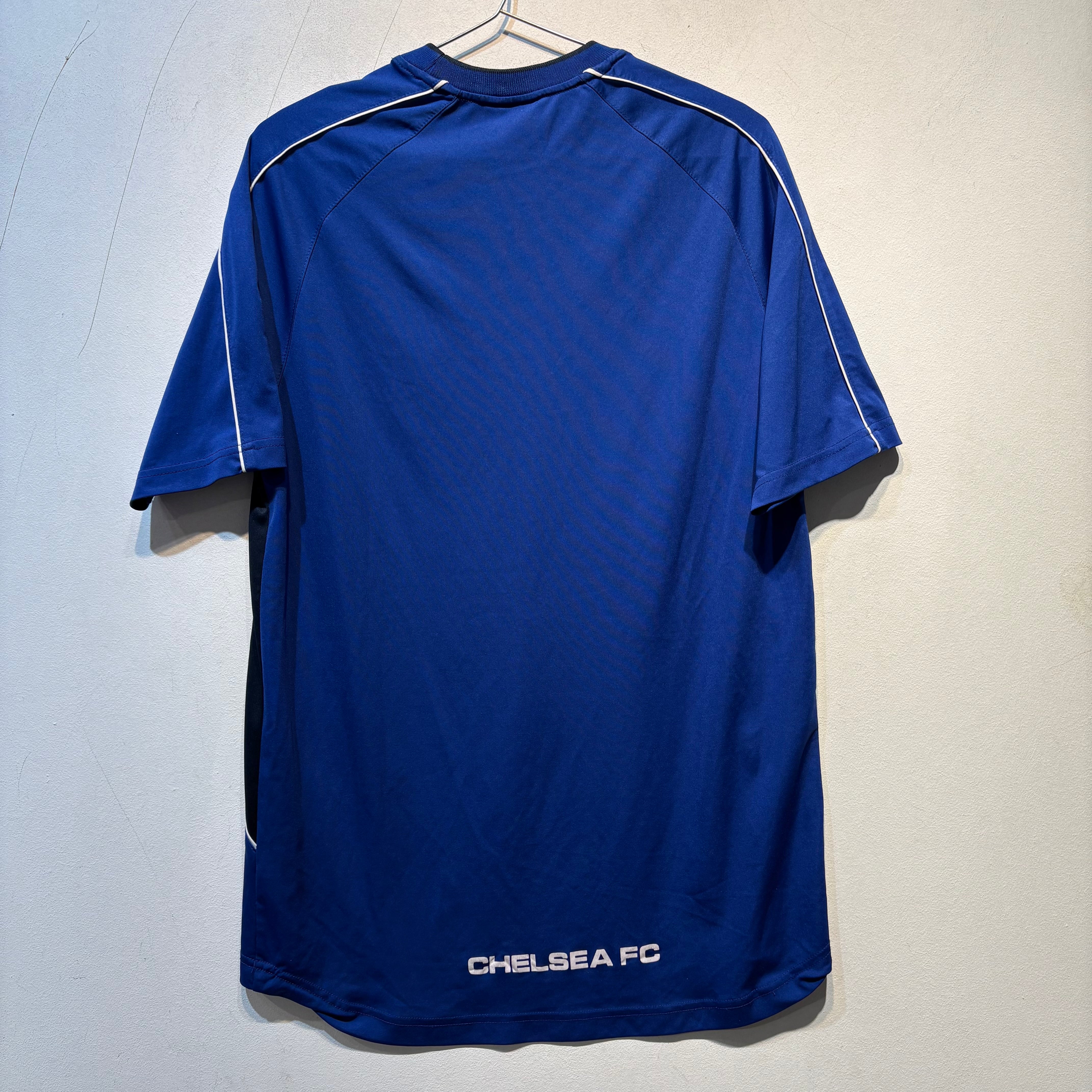 Chelsea FC Umbro Training Shirt - Early 2000s - Medium