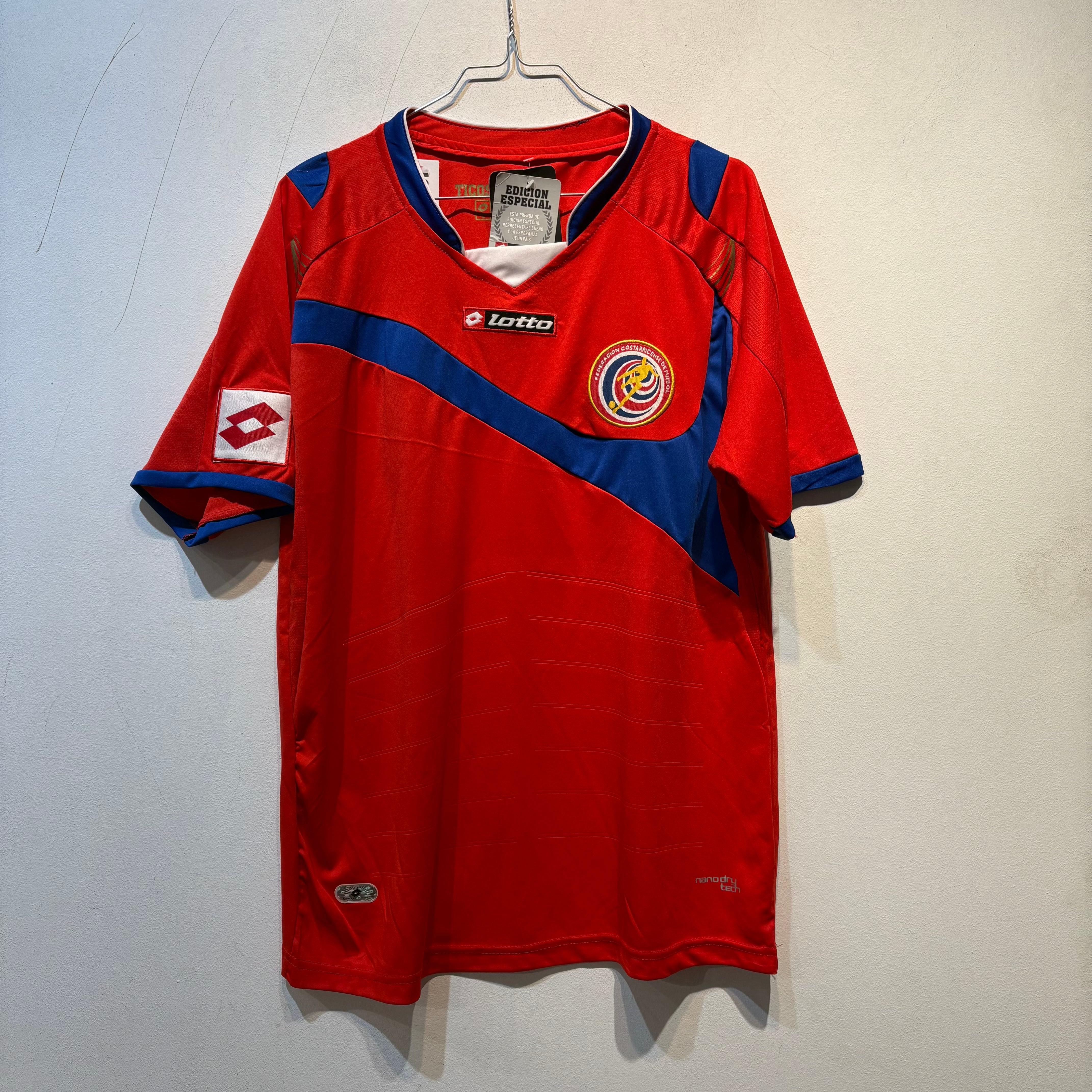 Costa Rica National Team “Edición Especial” Home Shirt – Lotto – c.2011/12 – Medium