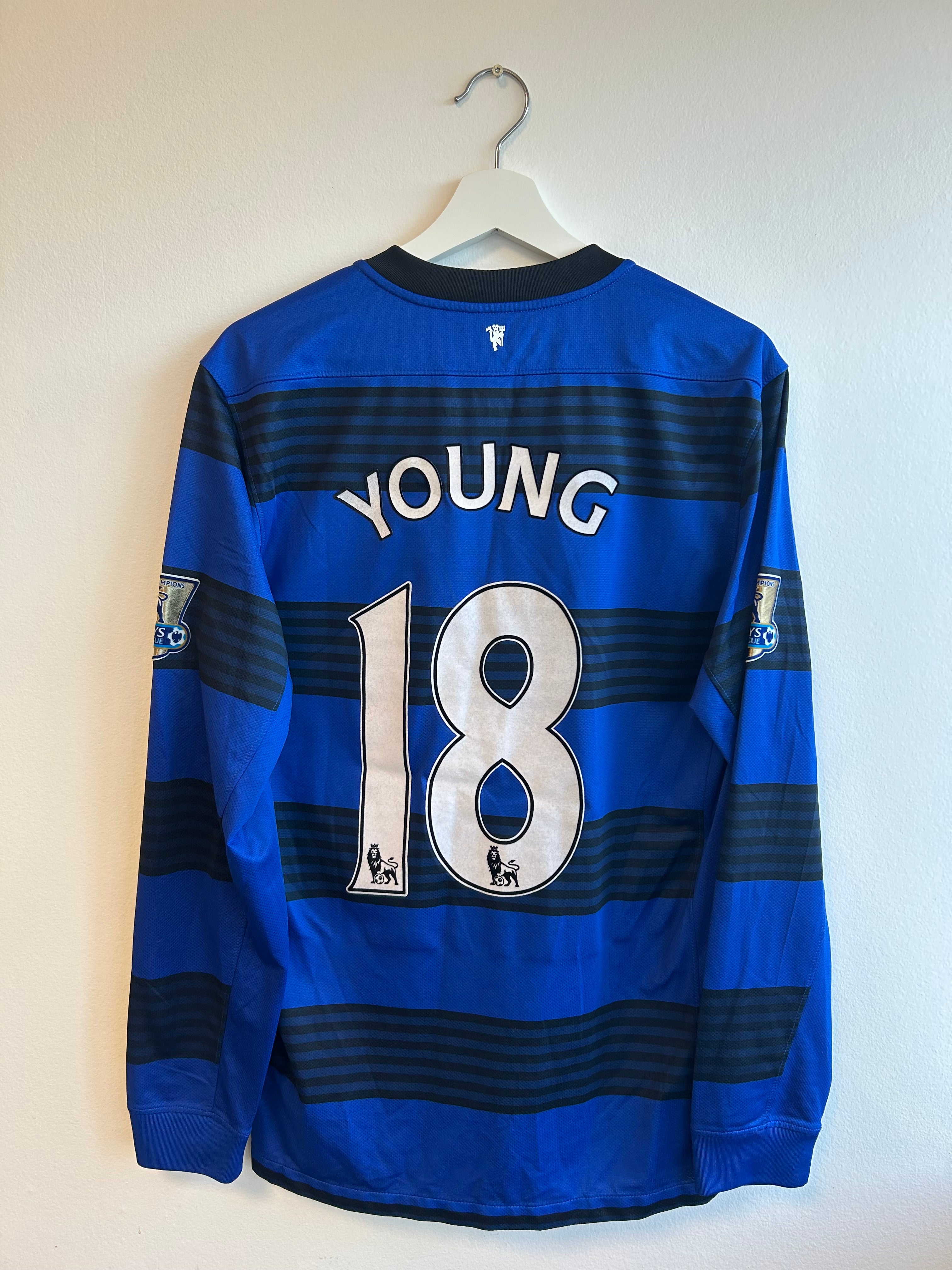 Manchester United “Young” Away - 2011/2013 - Medium