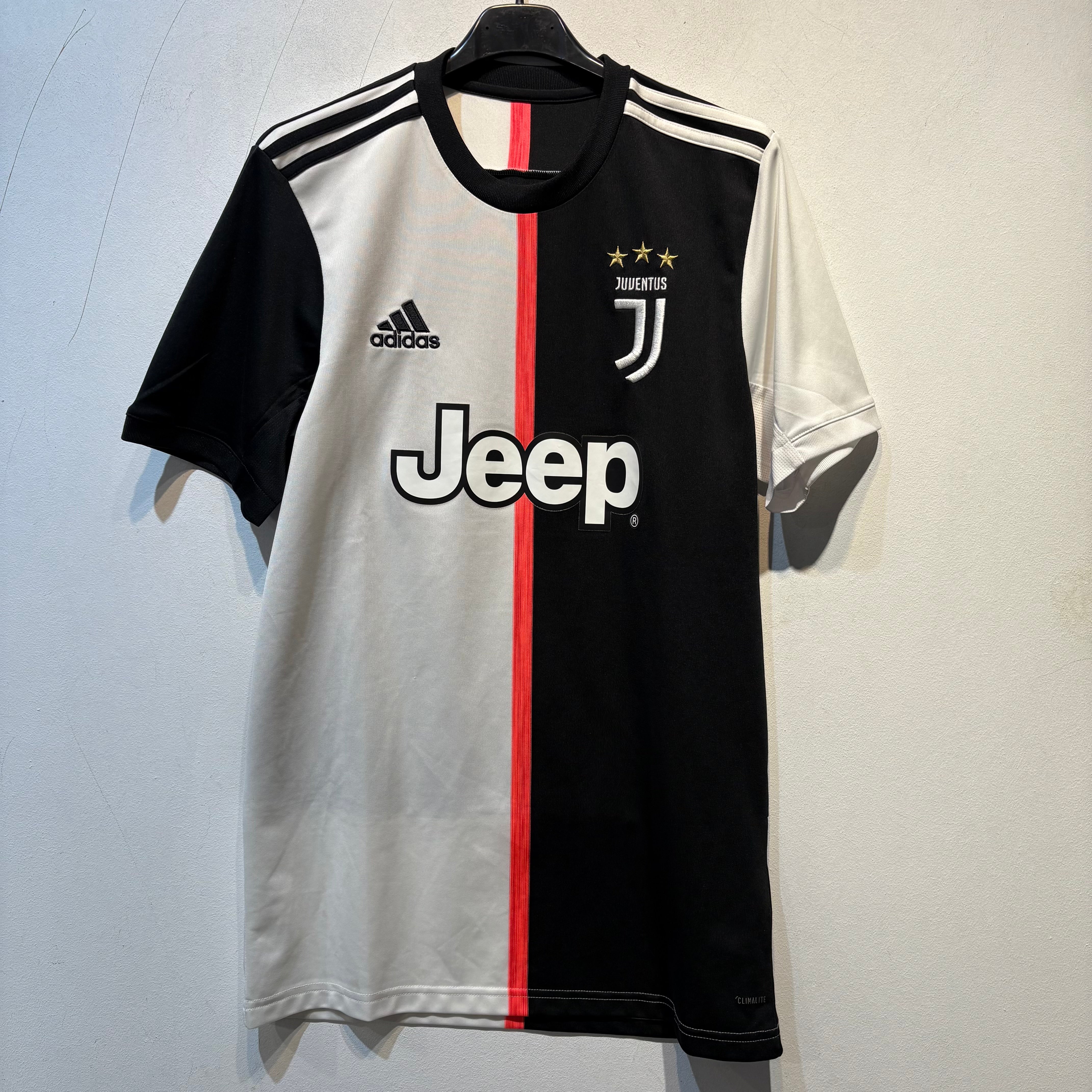 Juventus “Weir” #7 Home Shirt – 2019/2020 – Adult Small