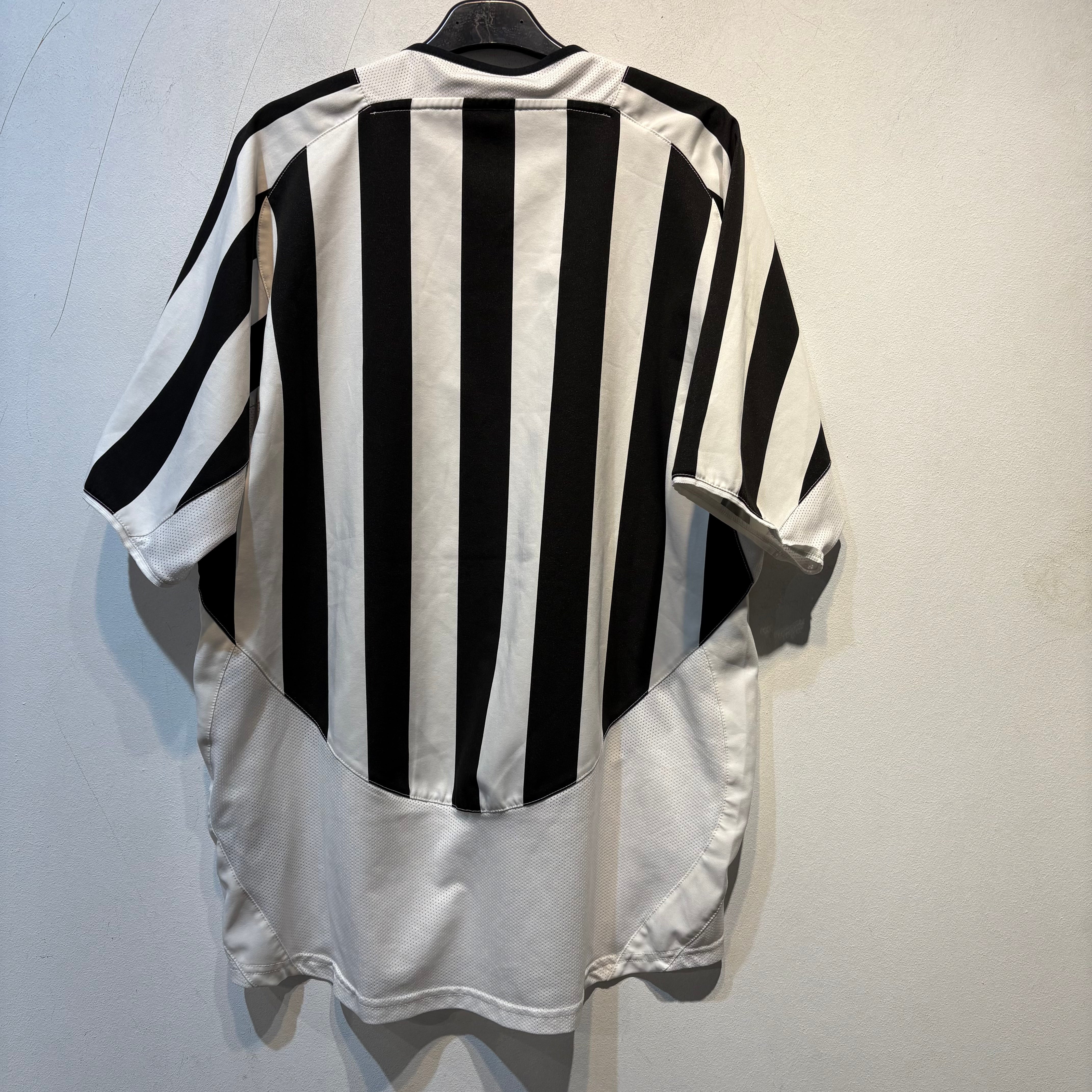 Juventus Home Shirt – 2003/2004 – Medium