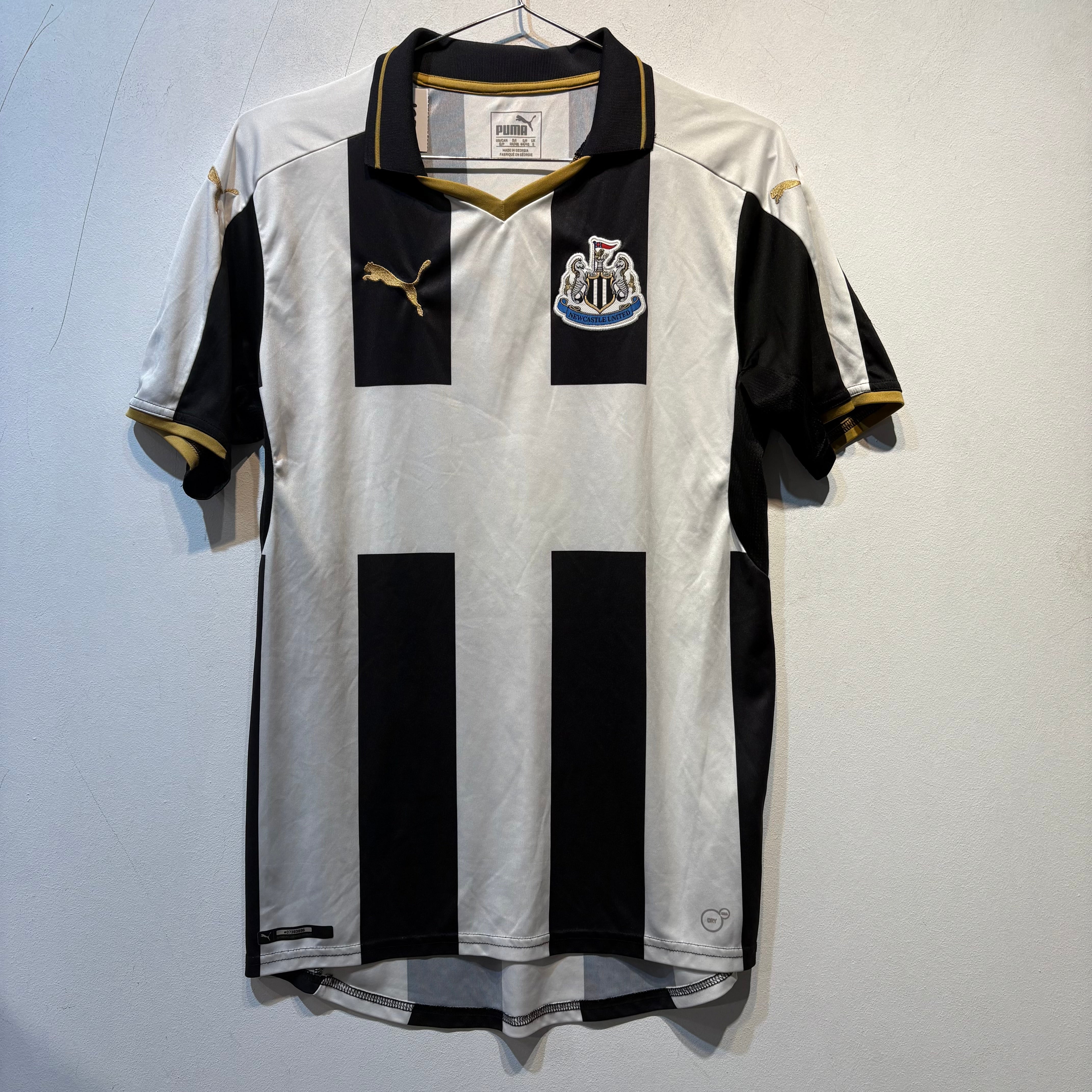 Newcastle United Home Shirt – 2015/2016 – Puma – Small