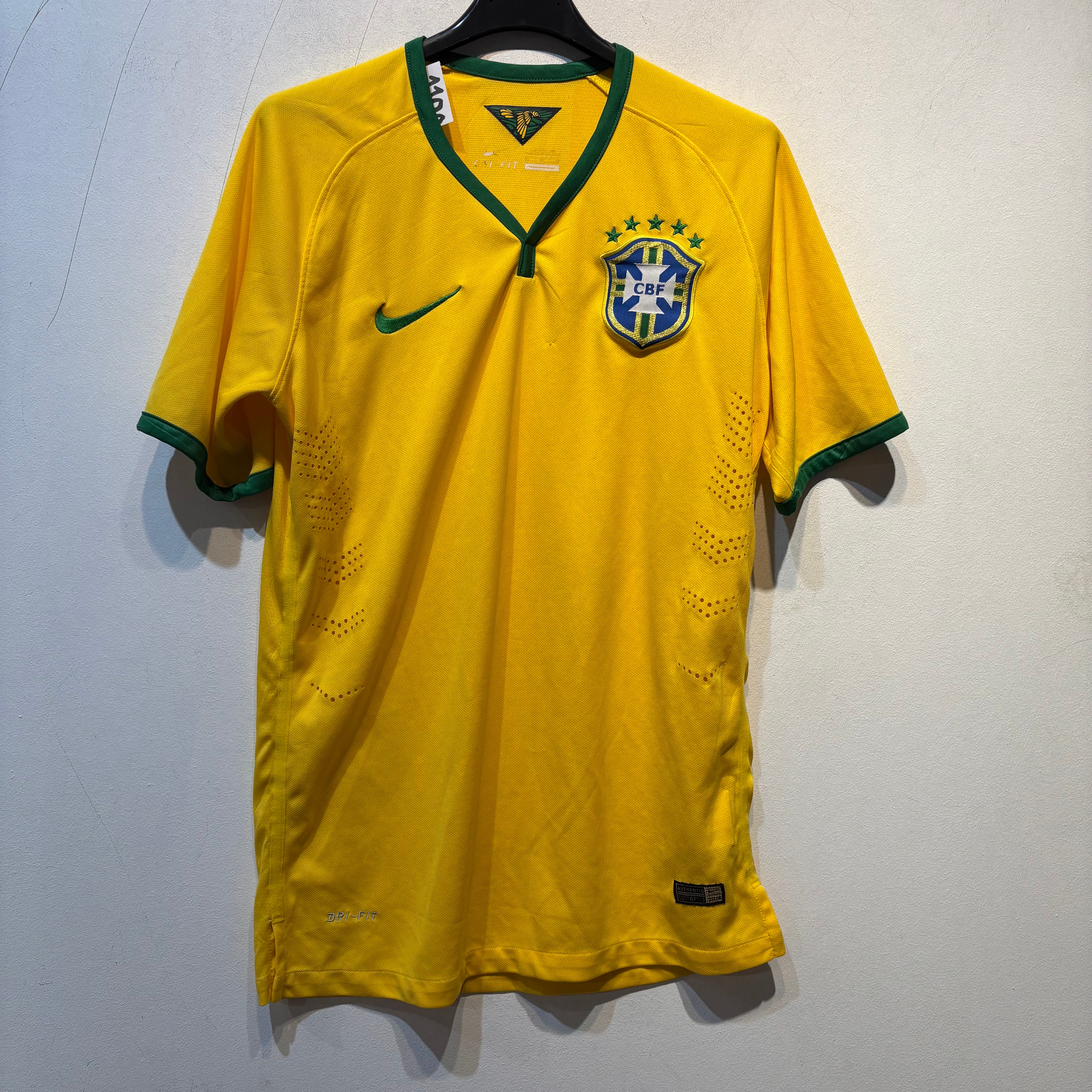Brazil Home – Nike AUTHENTIC – 2014 – Medium