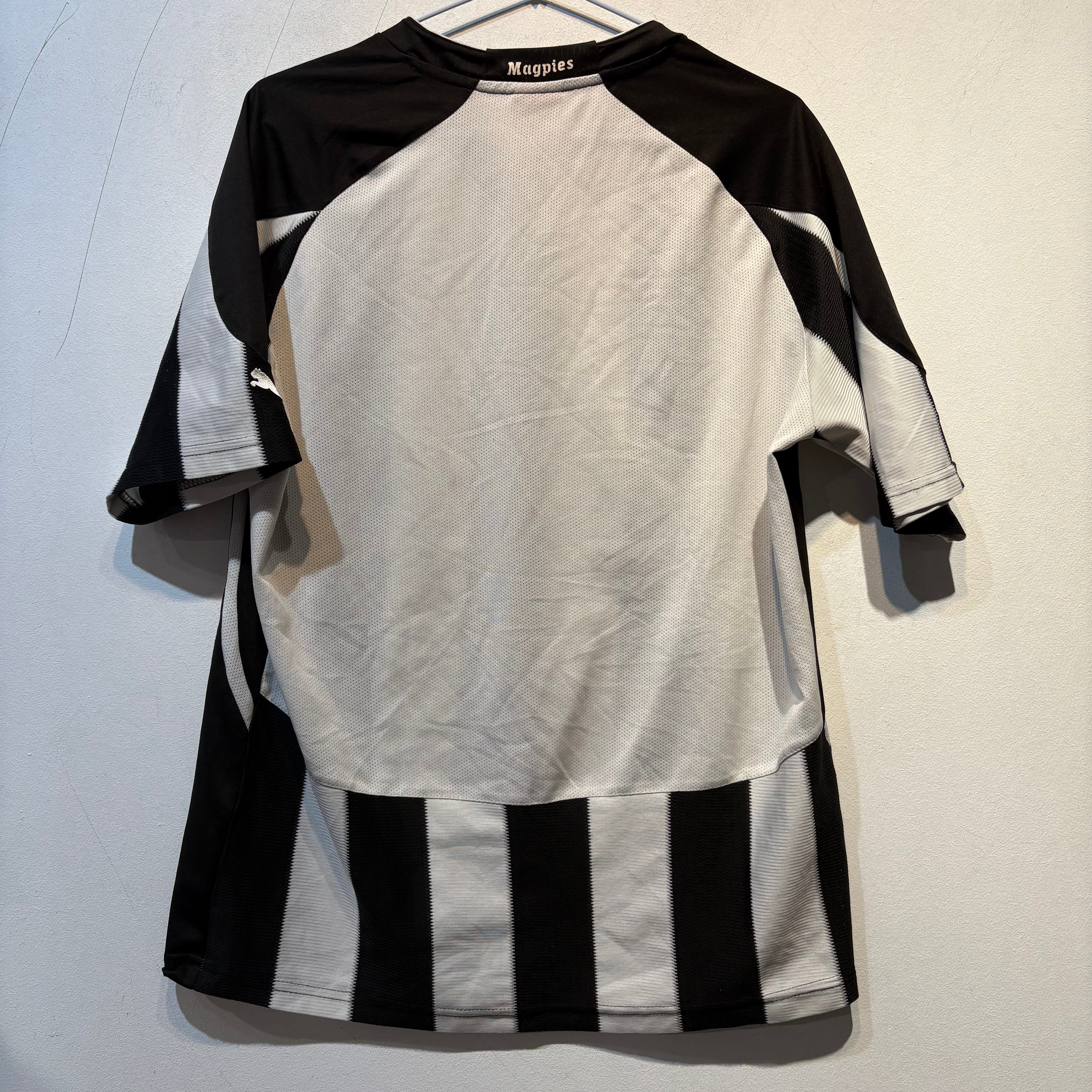 Newcastle United “Northern Rock” Home – 2009/2010 – Medium