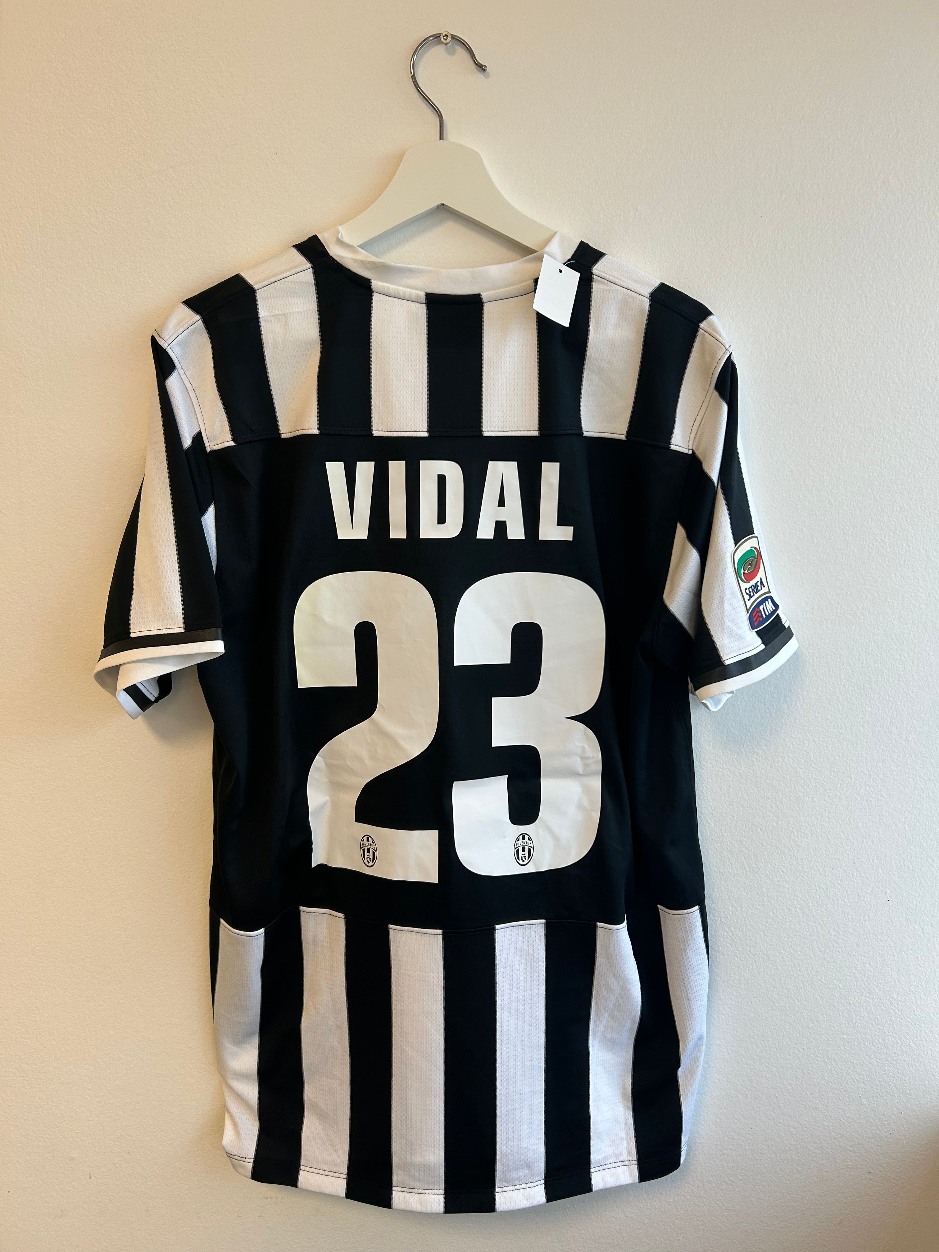 Juventus “Vidal” Home - 2013/2014 - Large