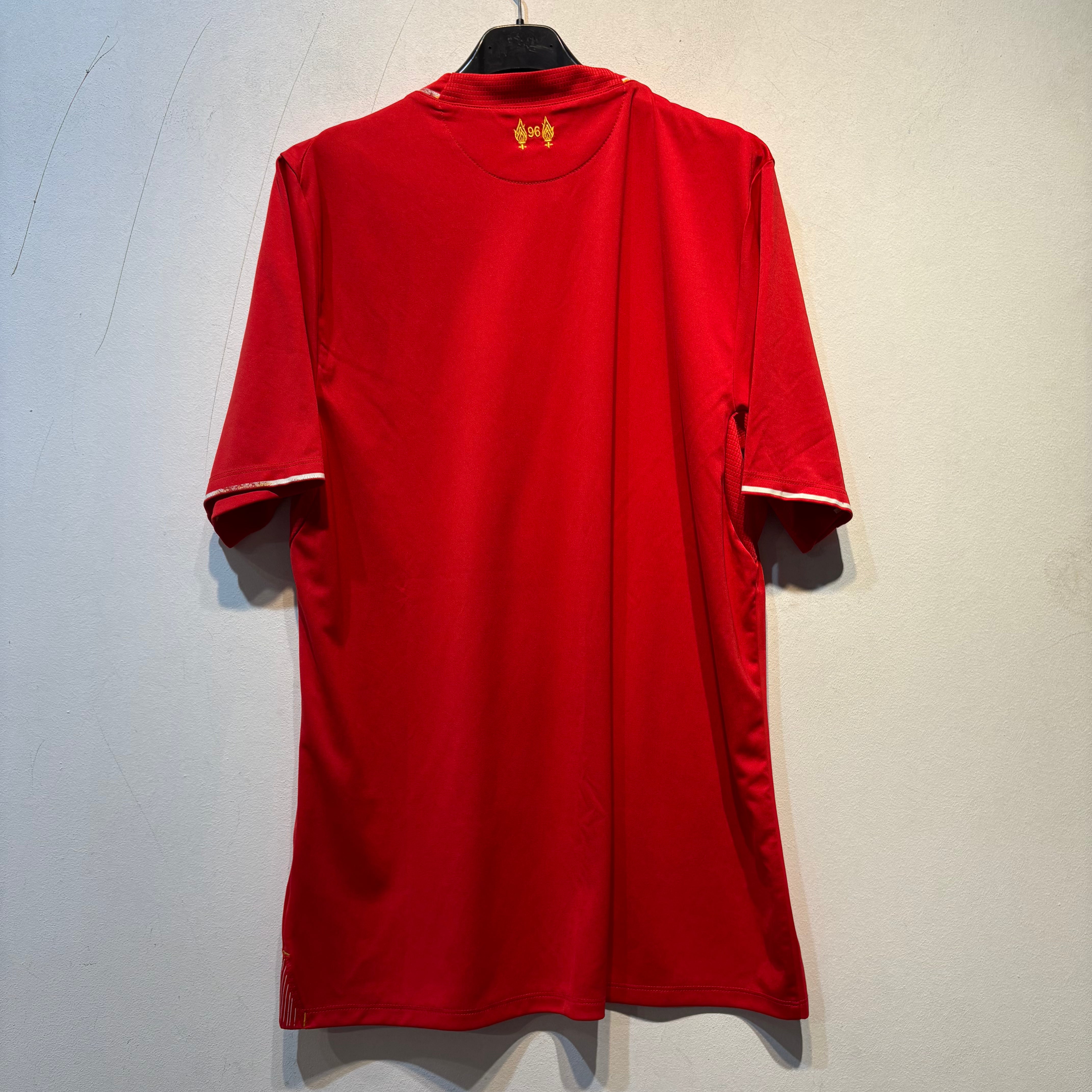 Liverpool FC Home Shirt – 2017/2018 – Medium