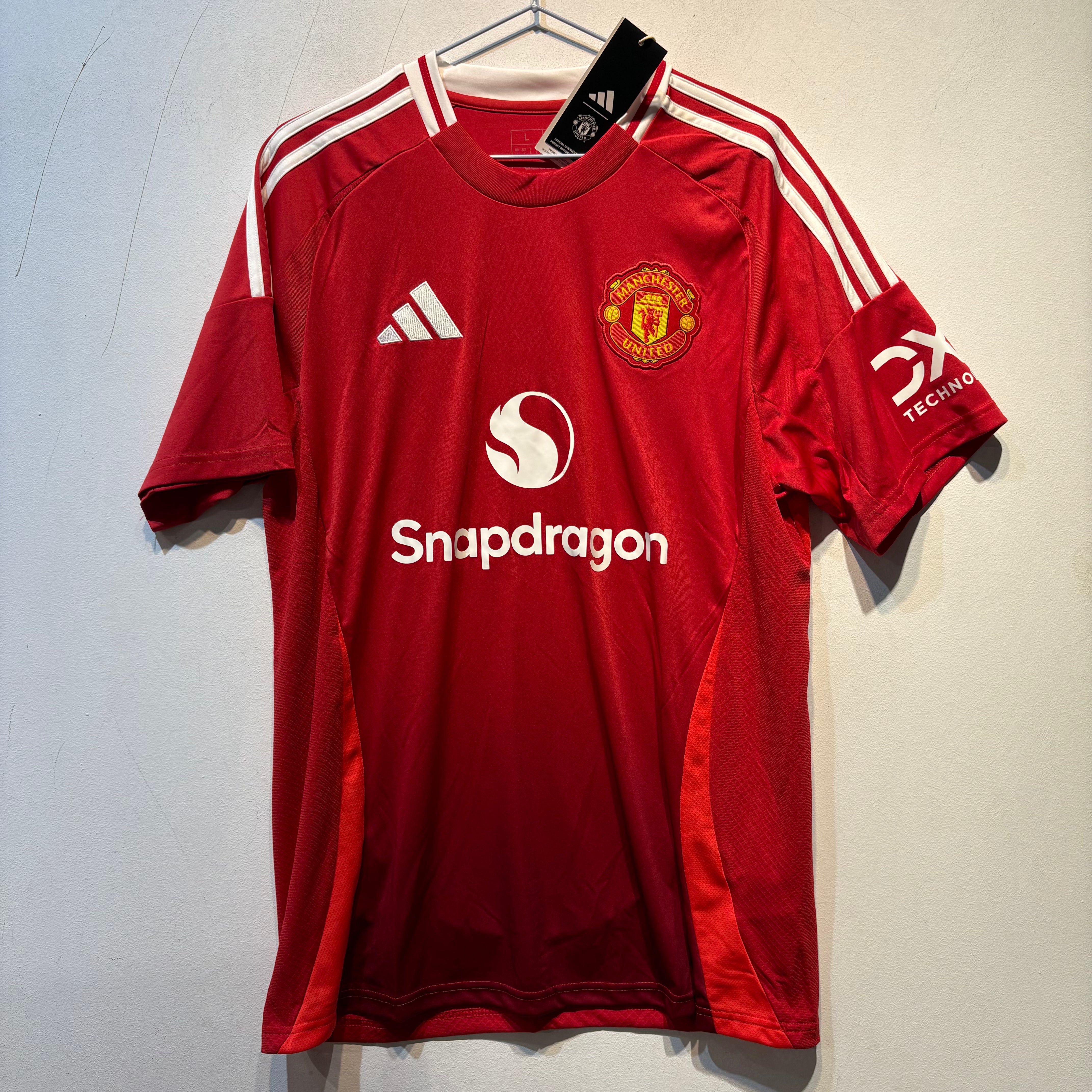 Manchester United Training – 2024/2025 – Large
