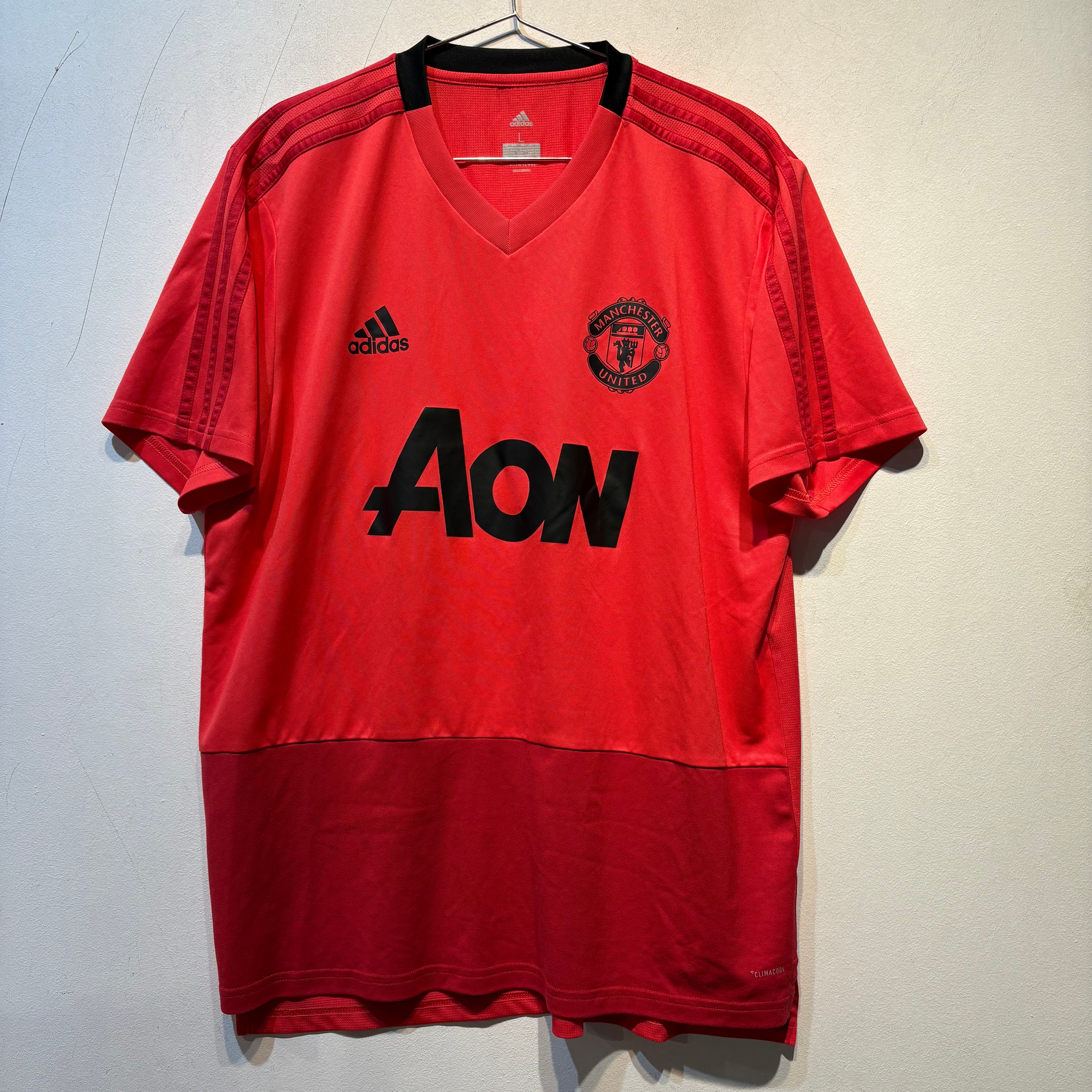 Manchester United Adidas Training Shirt – 2018/2019 – Red – Size L