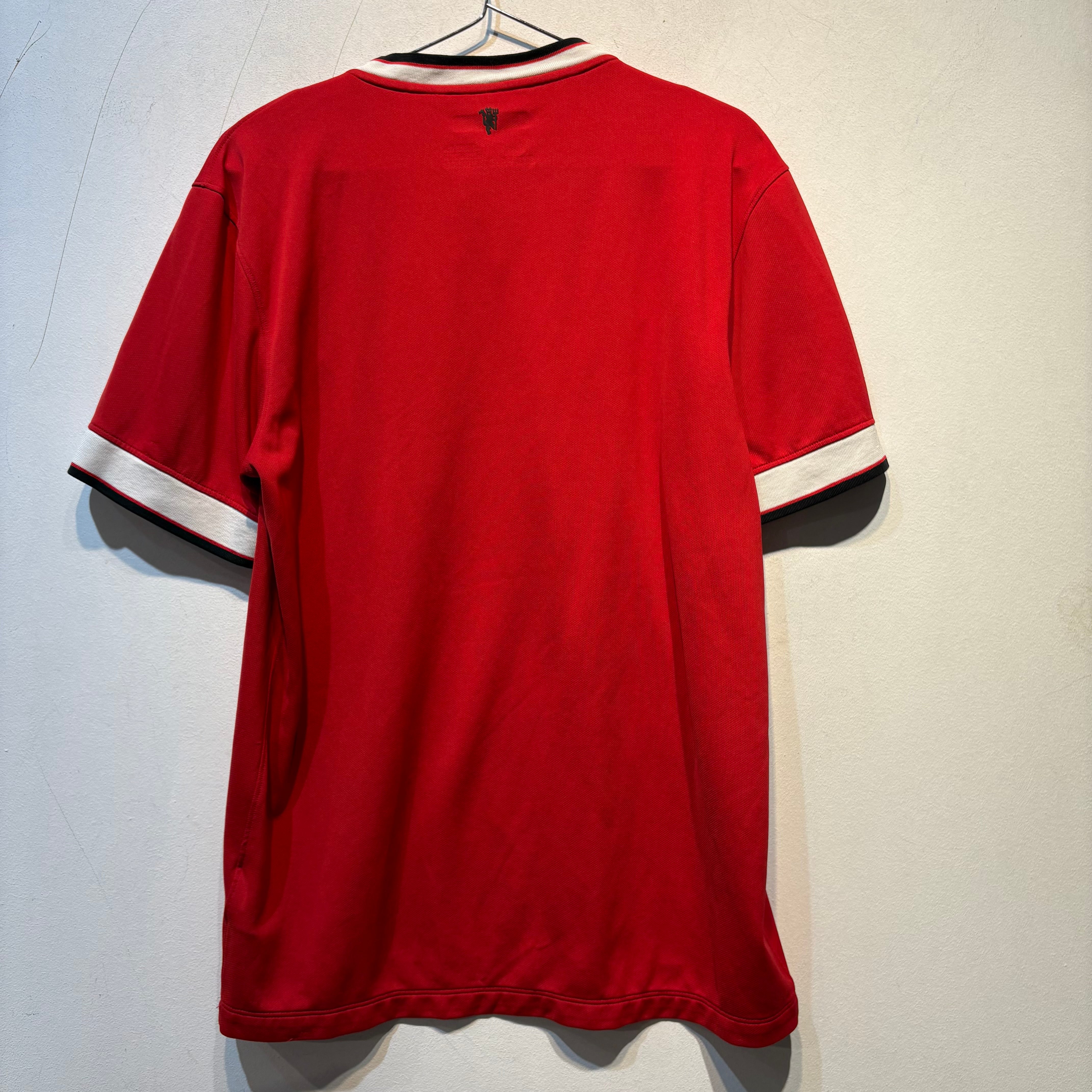 Manchester United Home – 2015/2016 – Medium