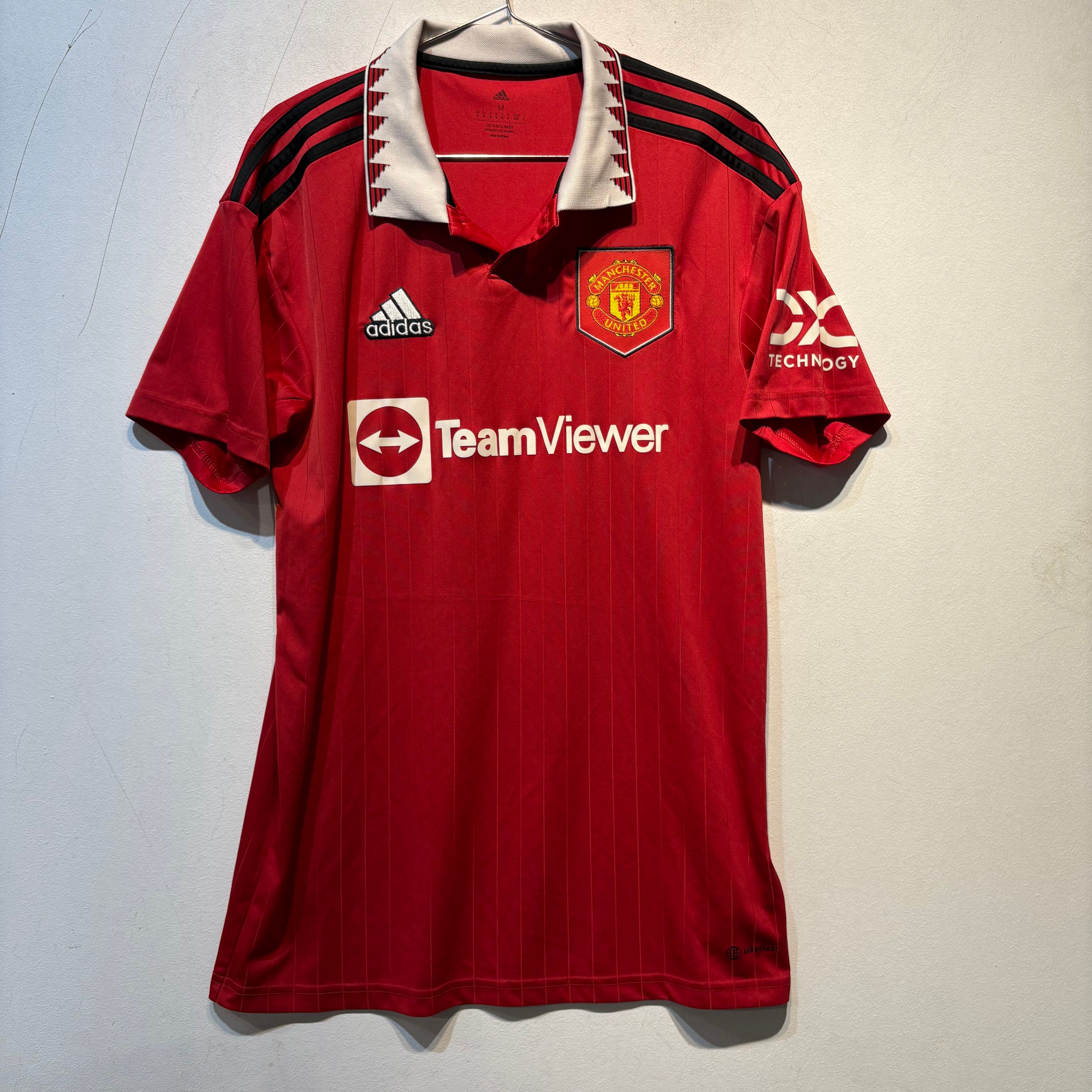 Manchester United Home – 2022/2023 – Medium