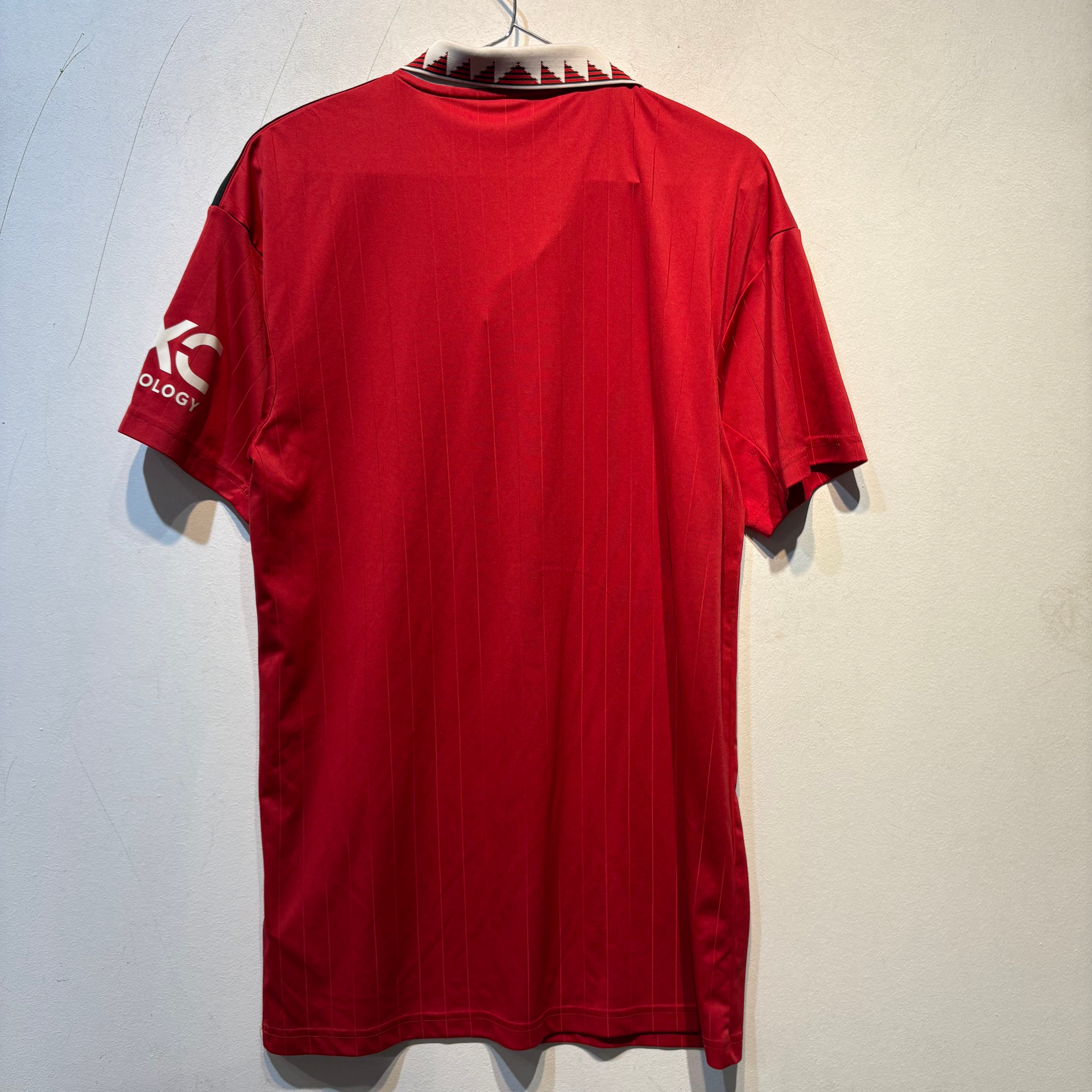 Manchester United Home – 2022/2023 – Medium