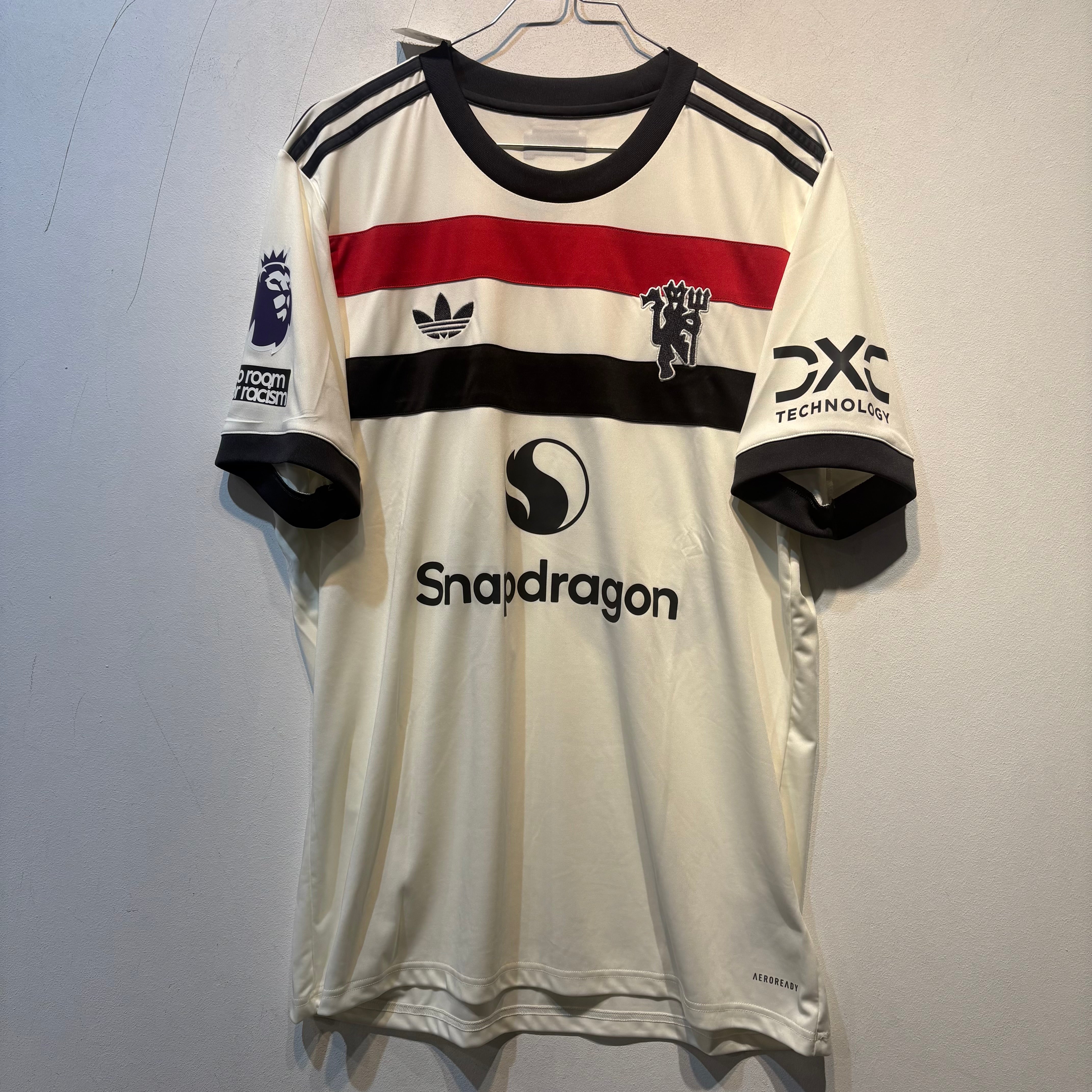 Manchester United “Mainoo 37” Away – 2023/2024 – Large