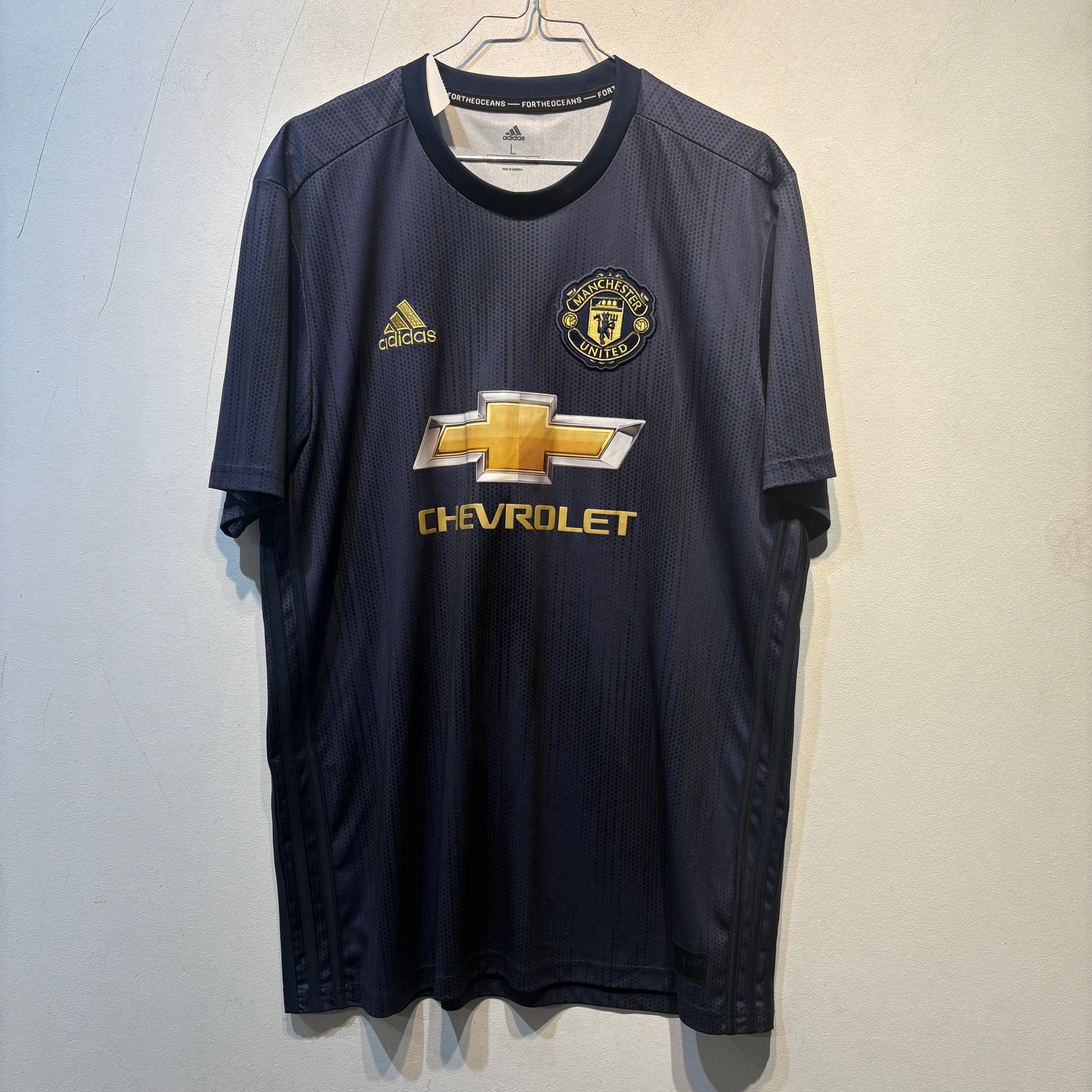 Manchester United Away Shirt – 2018/2019 – Large