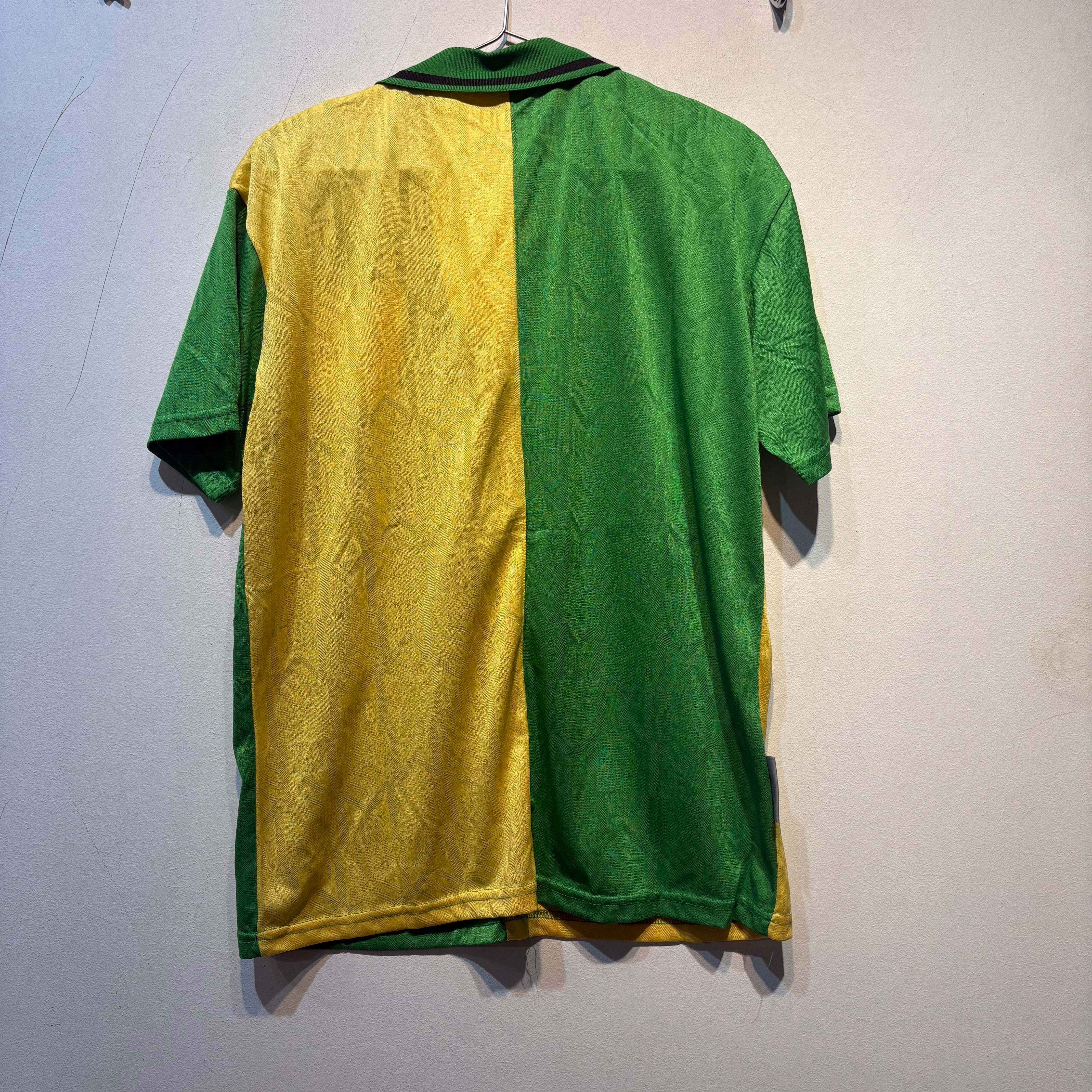 Manchester United Away Shirt – 1993/1995 – Umbro – Green & Yellow – Size S