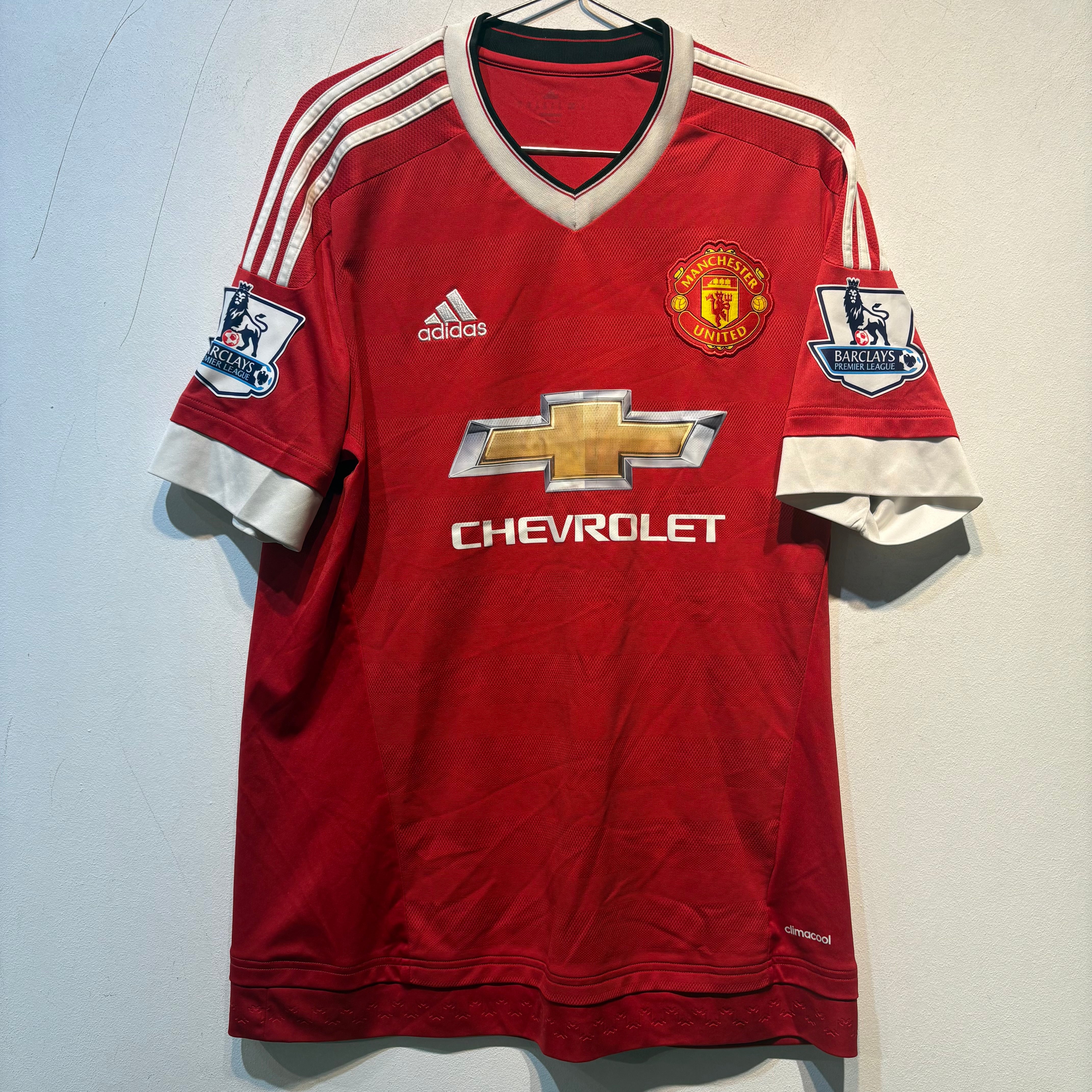 Manchester United Home – 2015/2016 – Medium