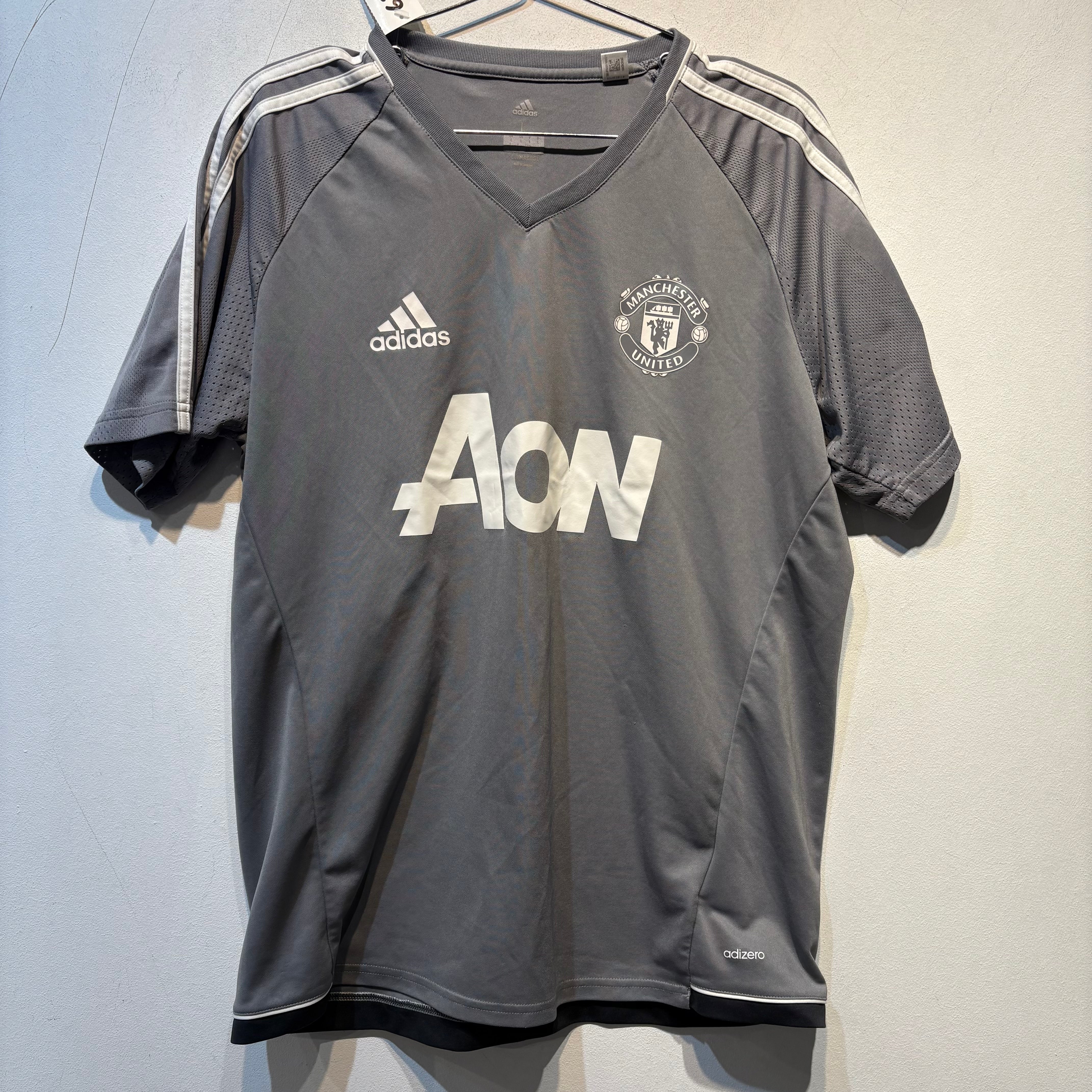 Manchester United Training Jersey – 2018/2019 – adidas Climacool – Size L
