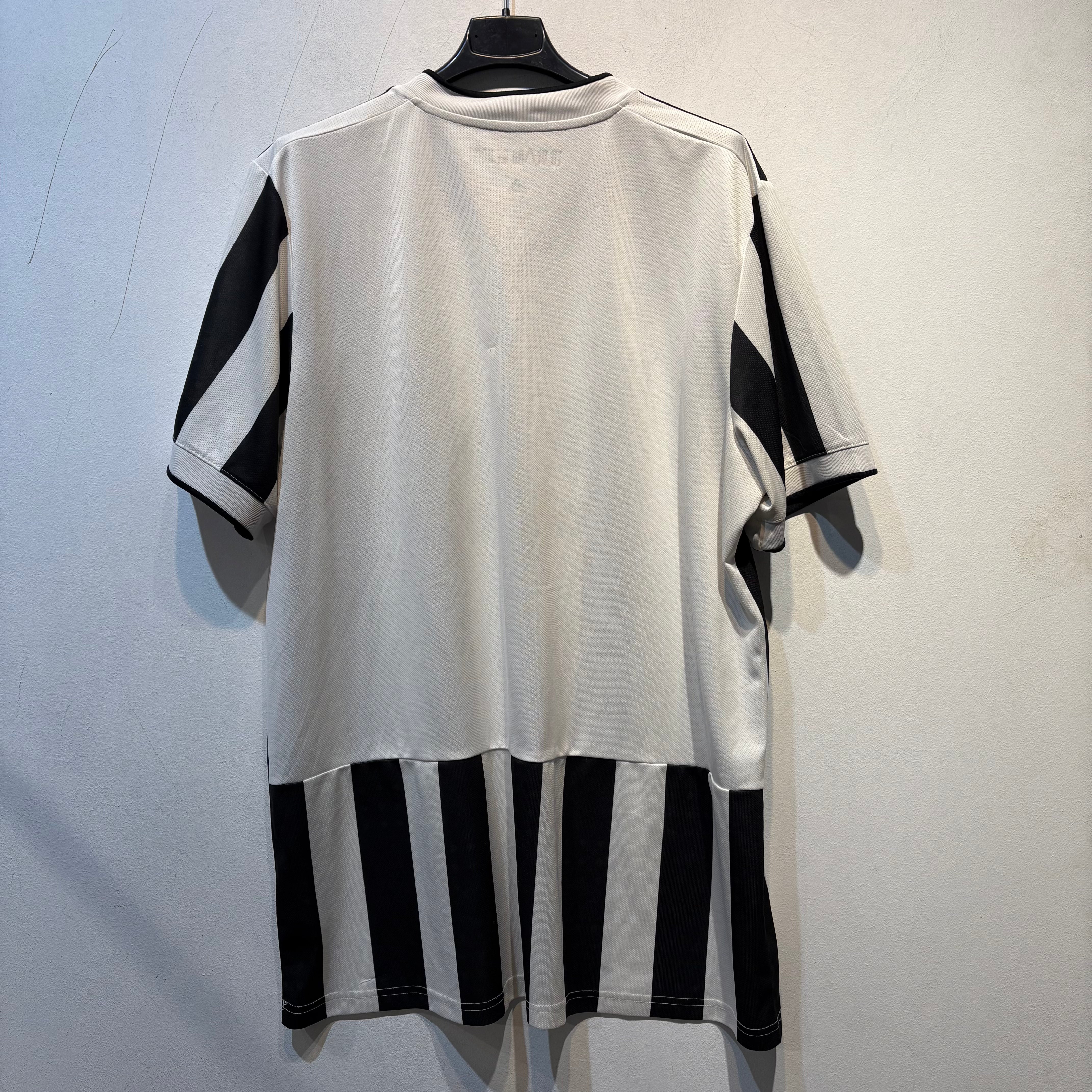 Juventus “10 Years at Home” Home – 2021/2022 – XL
