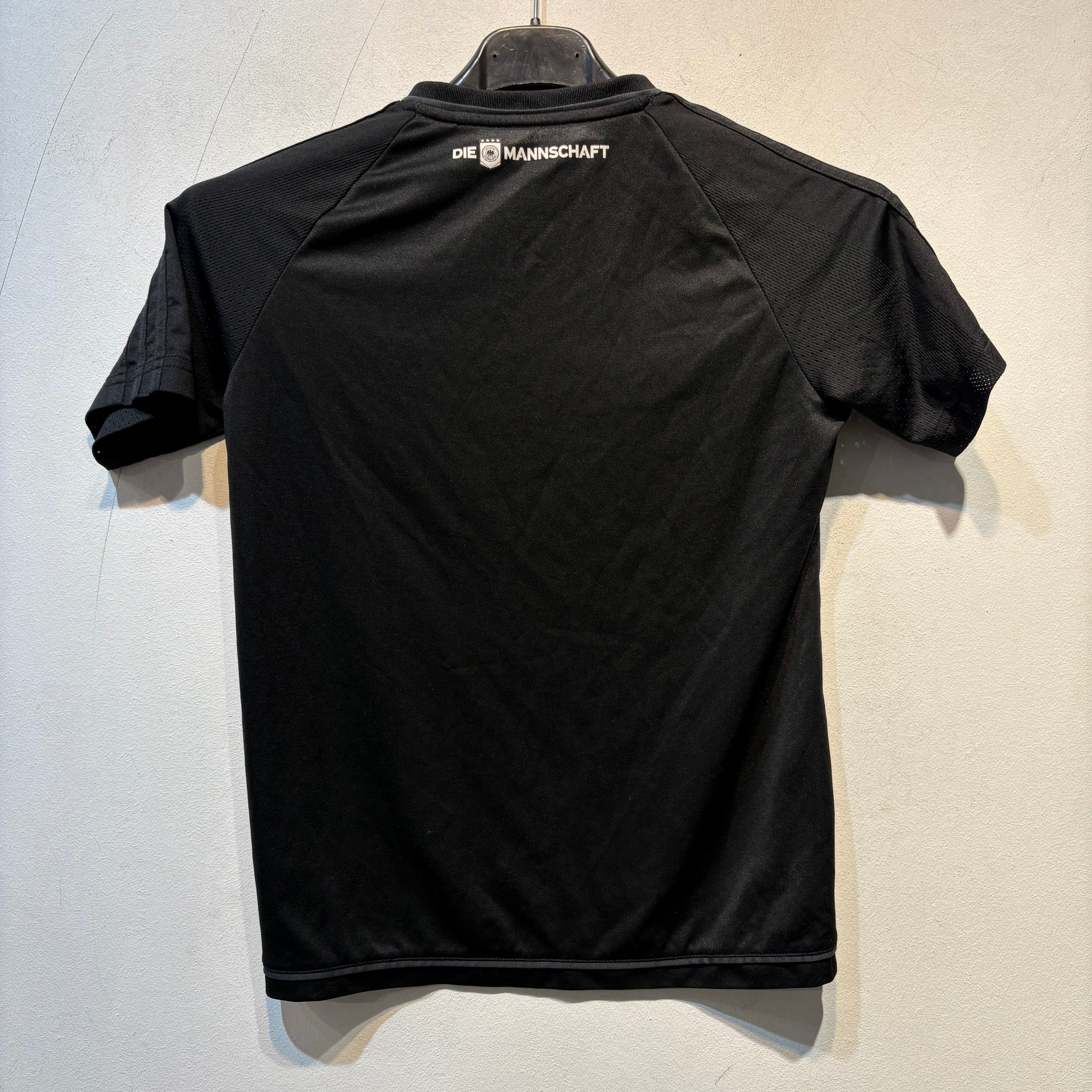 Germany Youth Away – 2016/2017 – 9–10Y