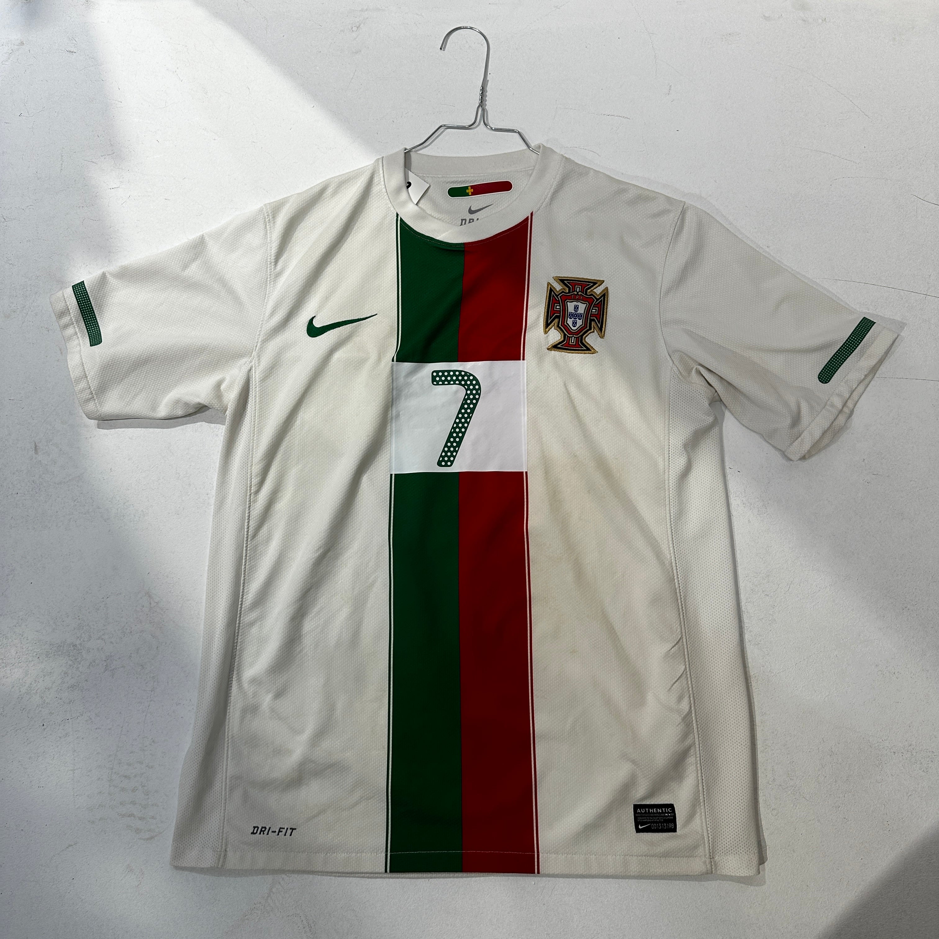 Portugal “Ronaldo” Away – 2010 – Medium