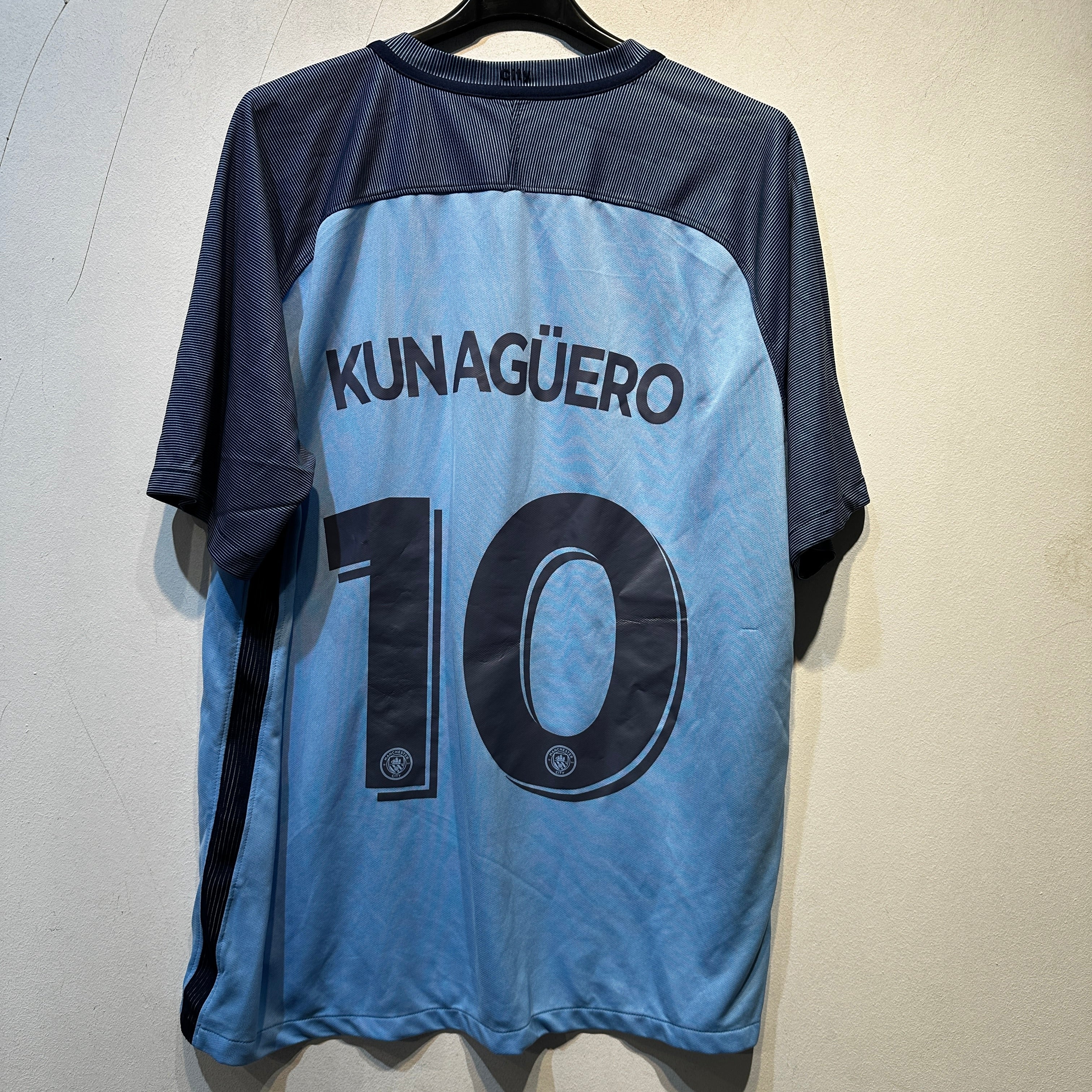Manchester City “Kun Agüero 10” Home – 2016/2017 – XL
