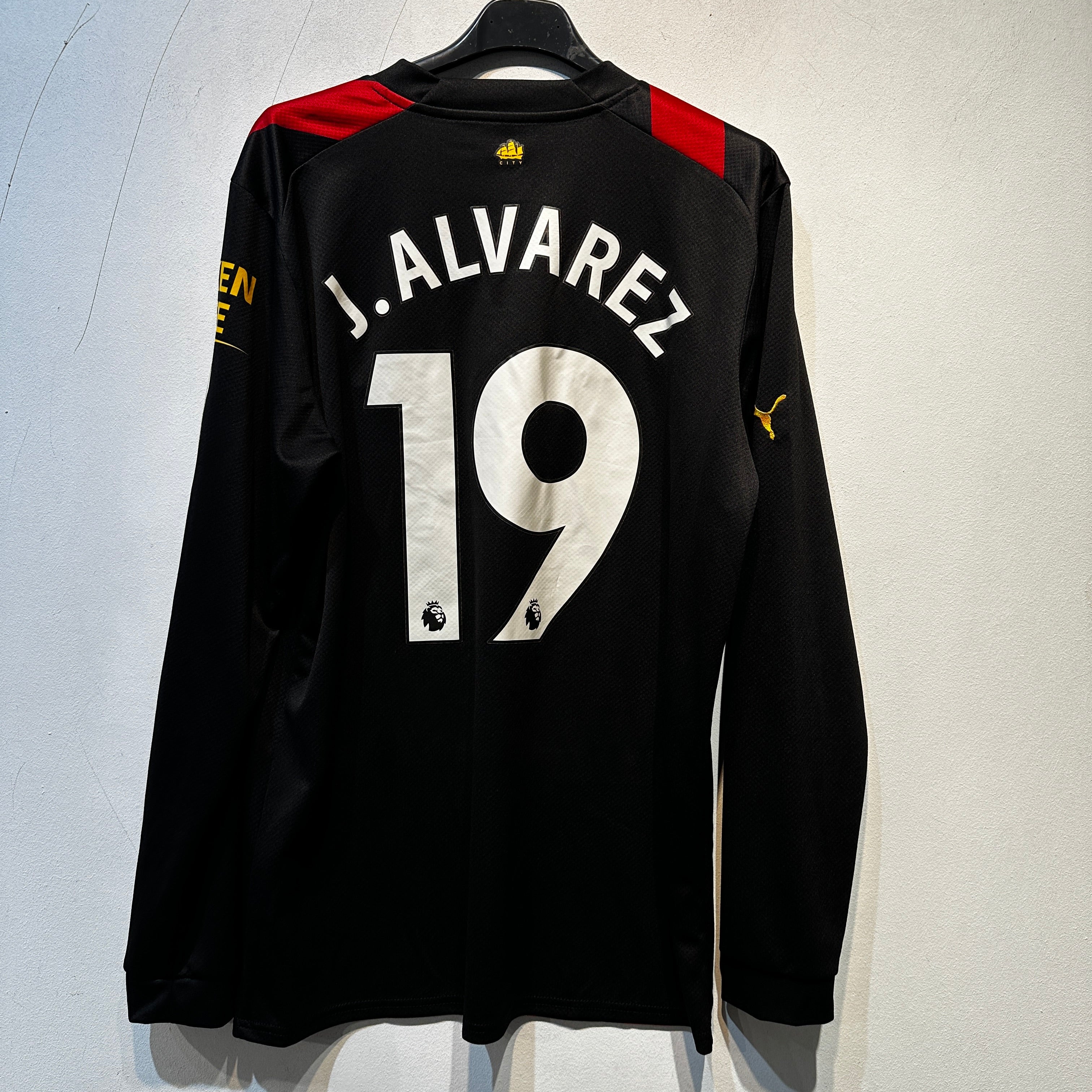 Manchester City “J. Álvarez” Away – 2022/2023 – Medium (Long Sleeve)