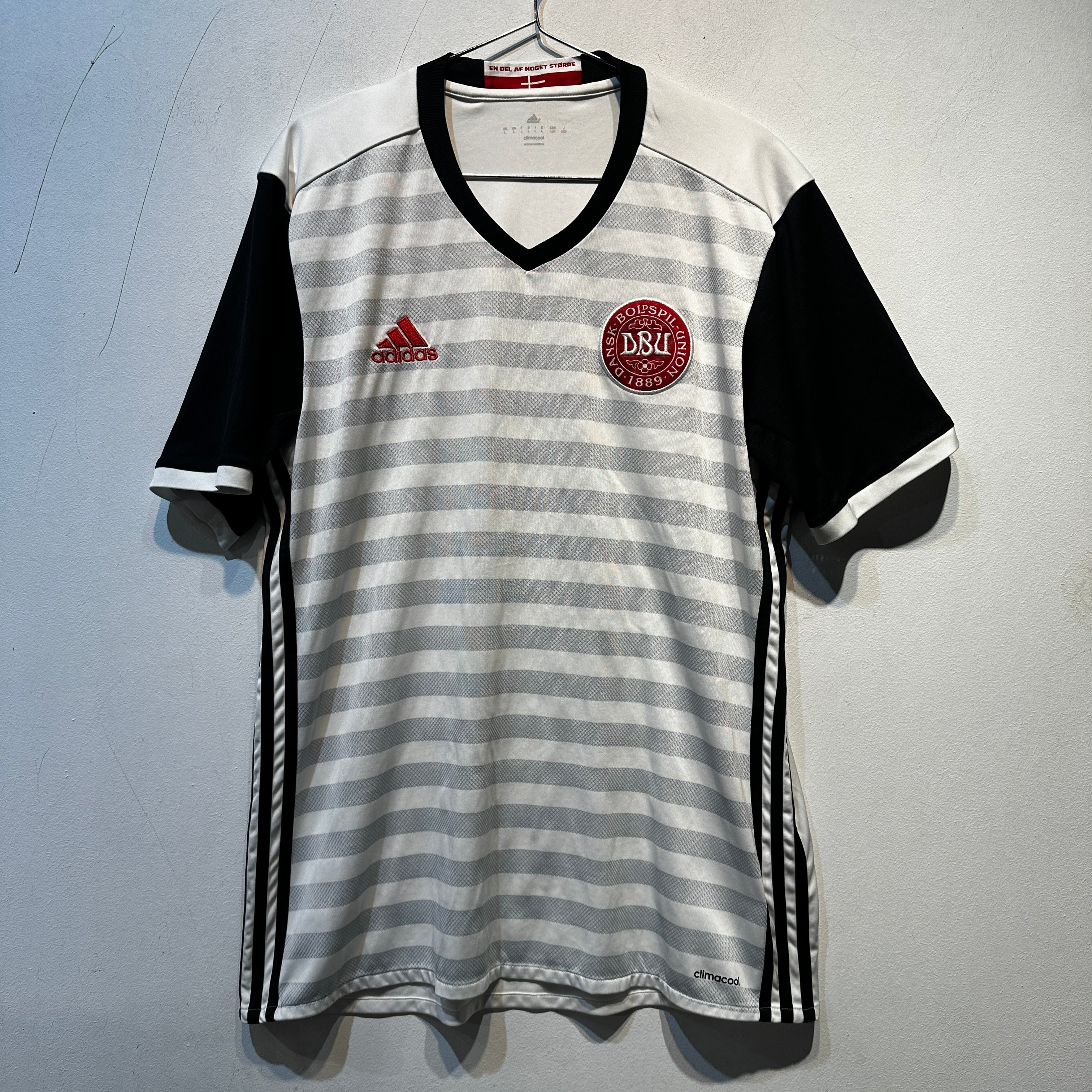 Denmark Away - 2016/2017 - Large