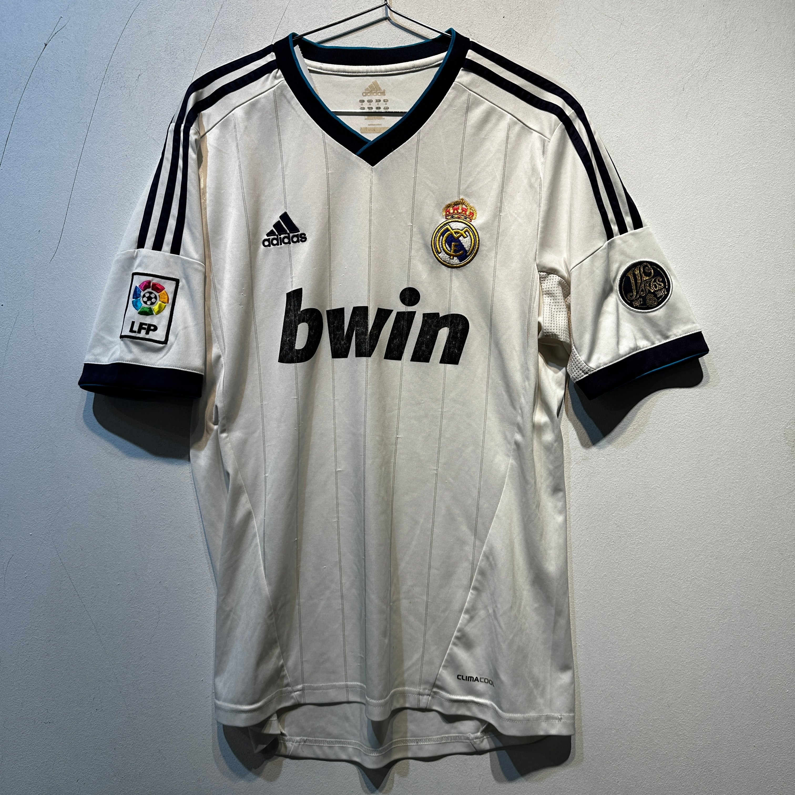 Real Madrid Home - 2011/2012 - Medium