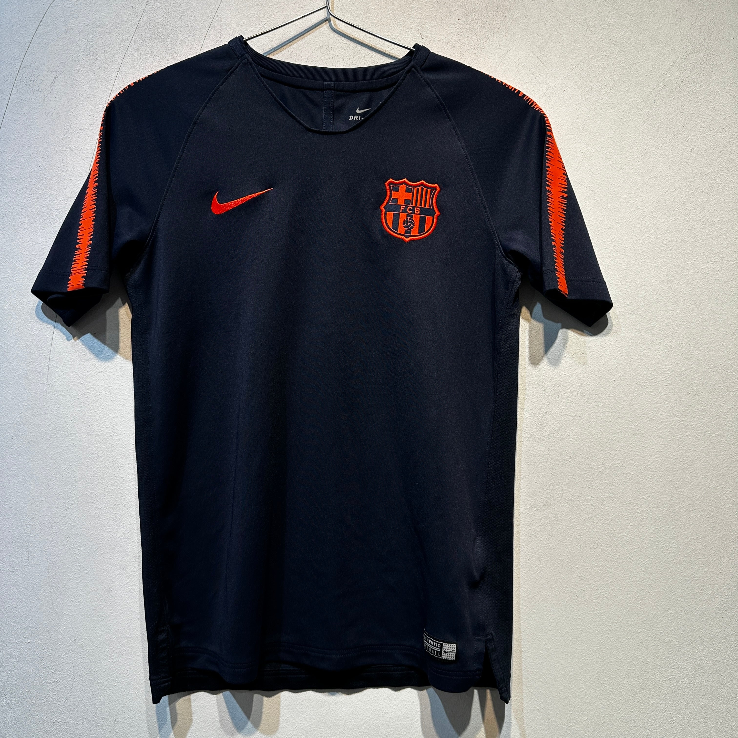 FC Barcelona Training - 2018/2019 - Large