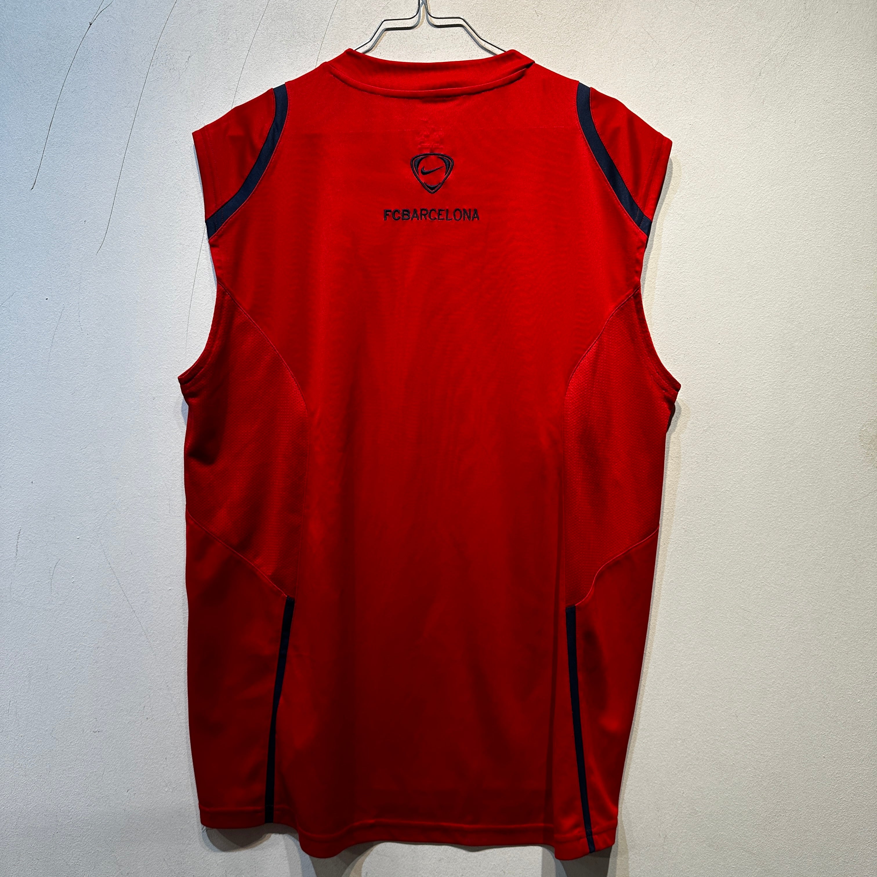 FC Barcelona Sleeveless Training Top - Mid 2000s - XL