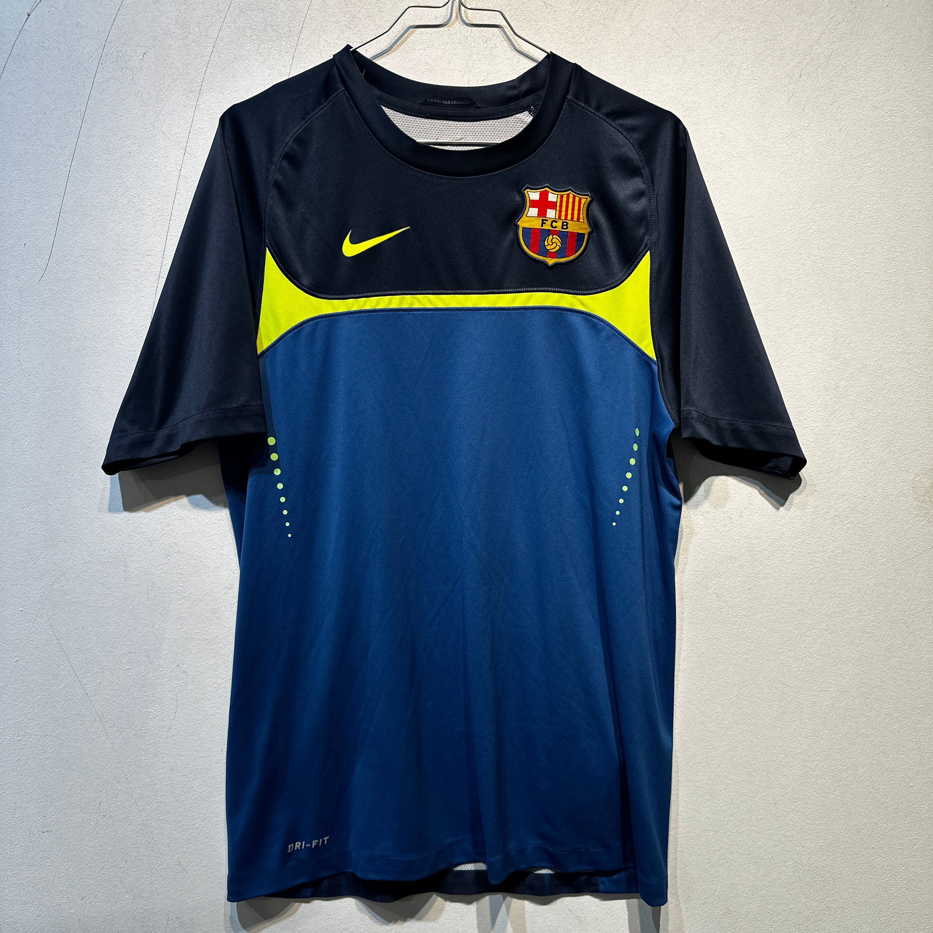 FC Barcelona Training Shirt – Nike Dri-FIT – Small